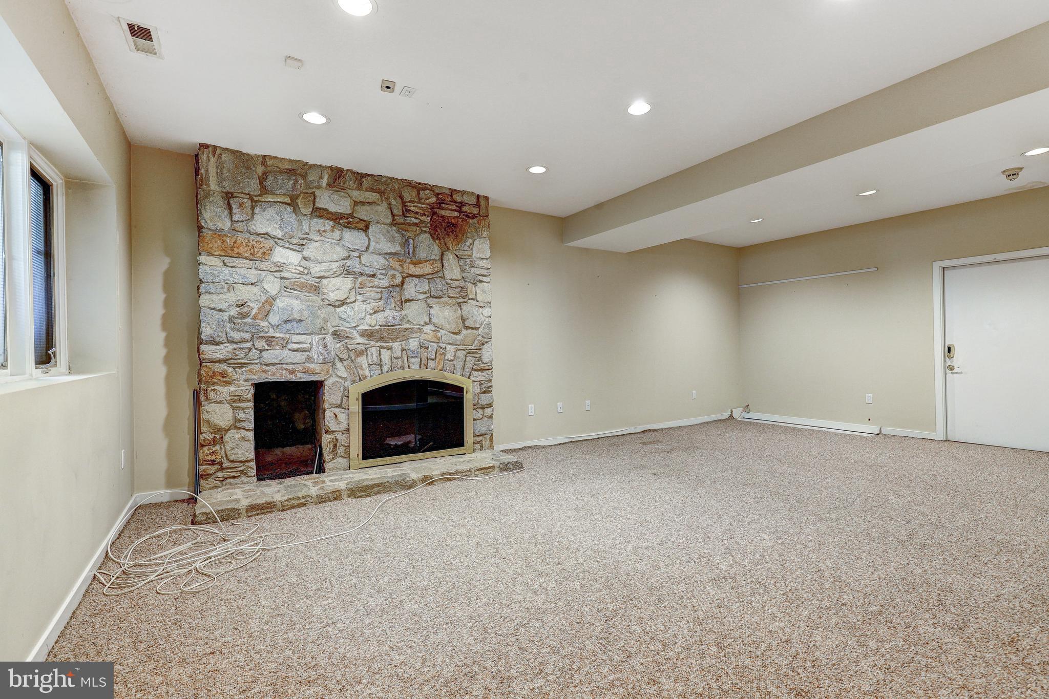 GREENACRES - Residential