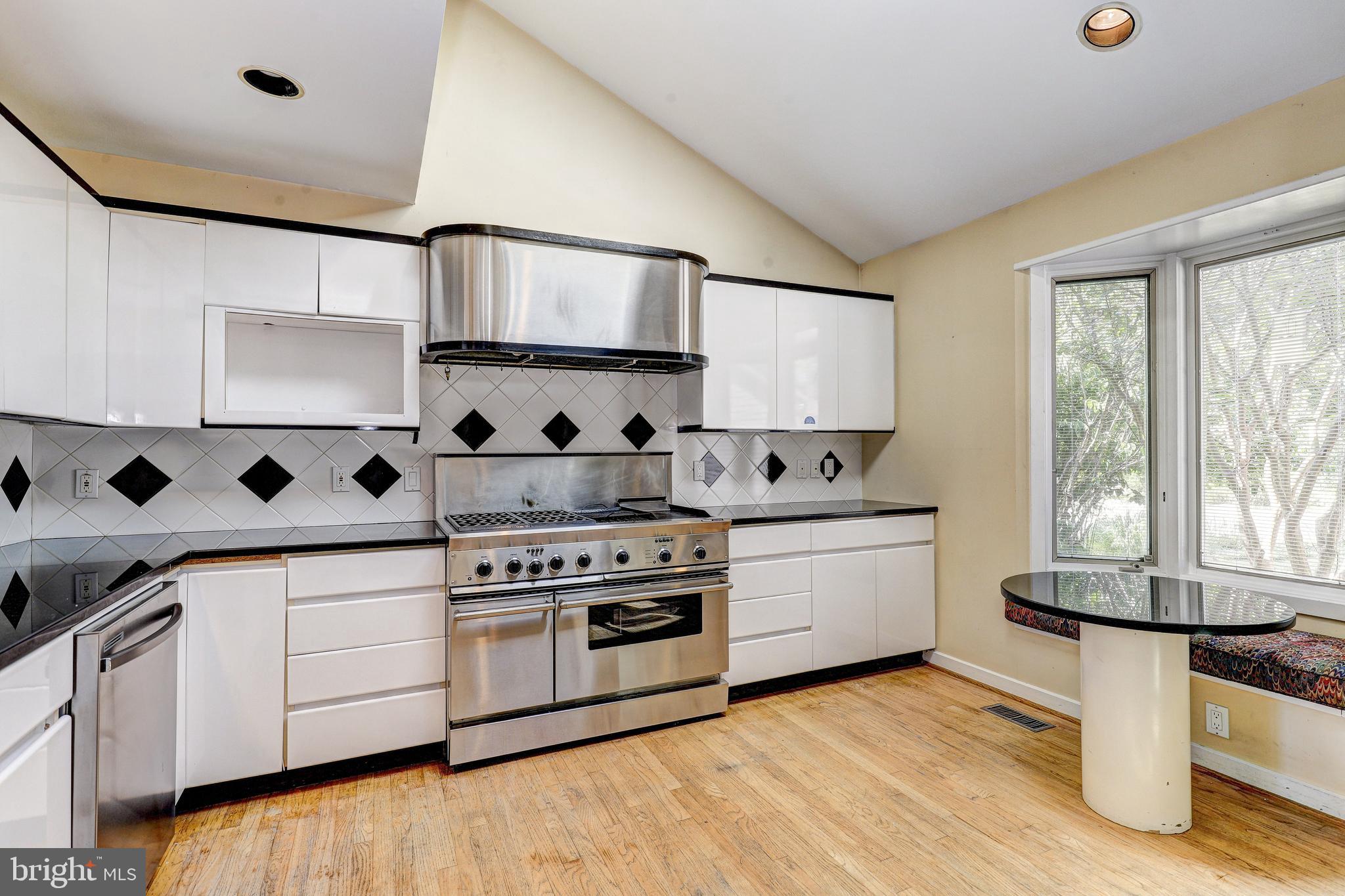 GREENACRES - Residential