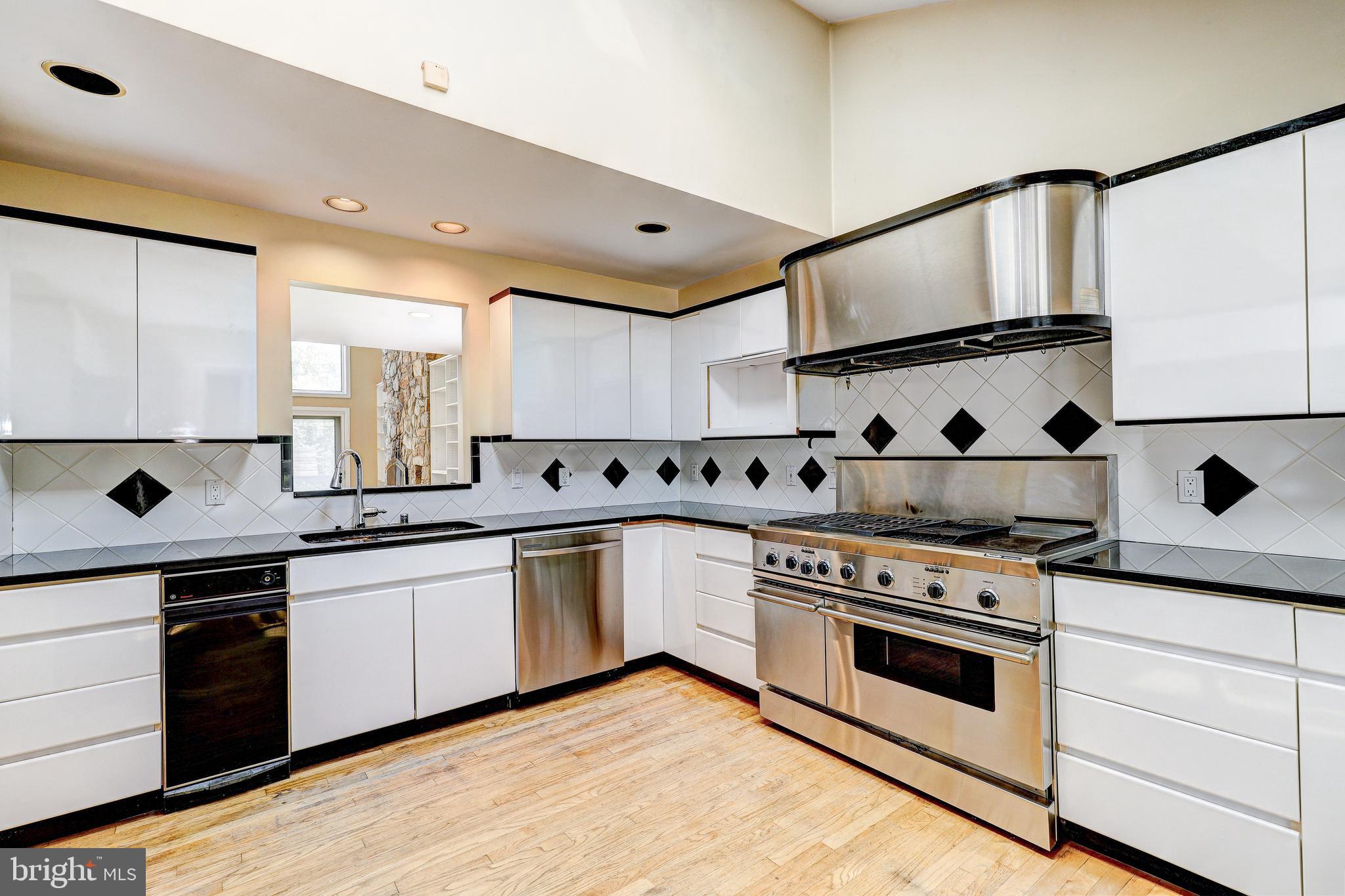 GREENACRES - Residential