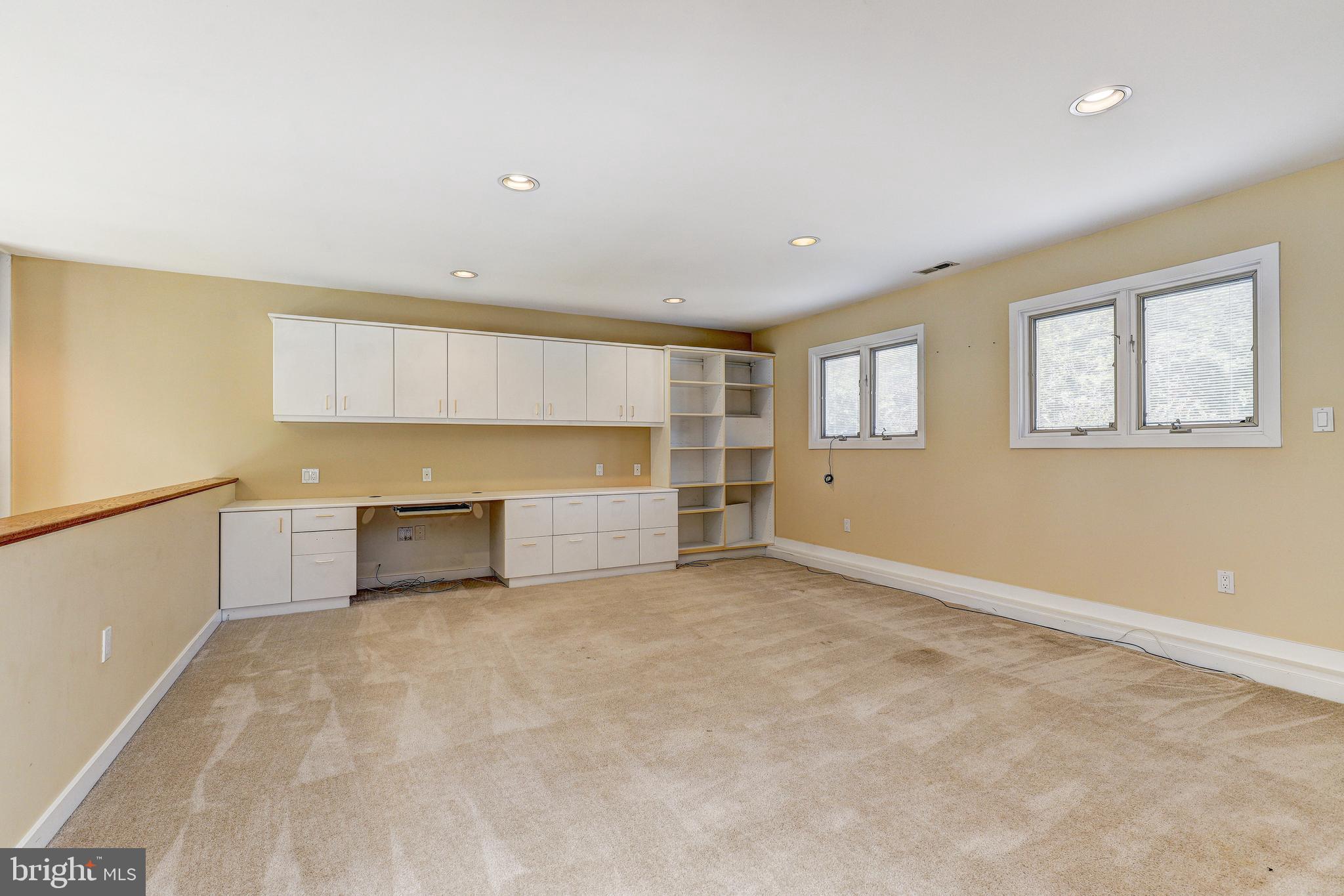 GREENACRES - Residential