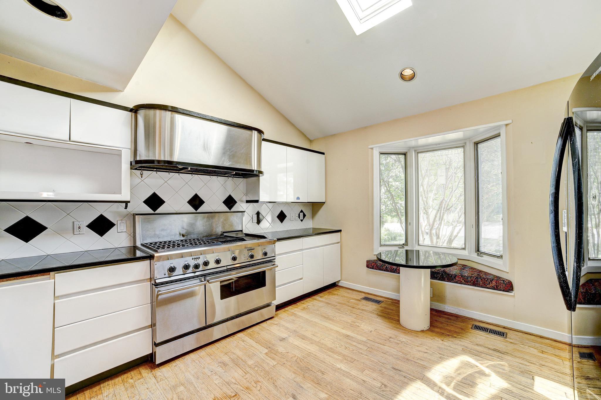 GREENACRES - Residential