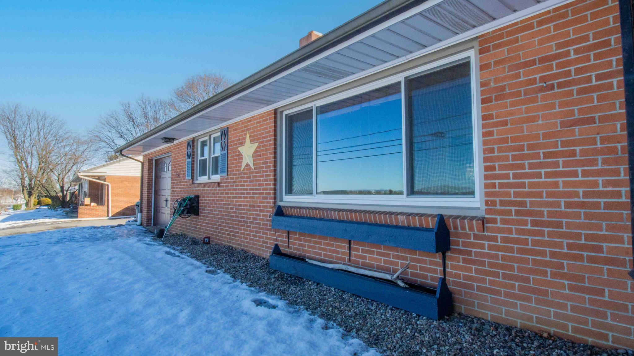EAST HEMPFIELD - Residential