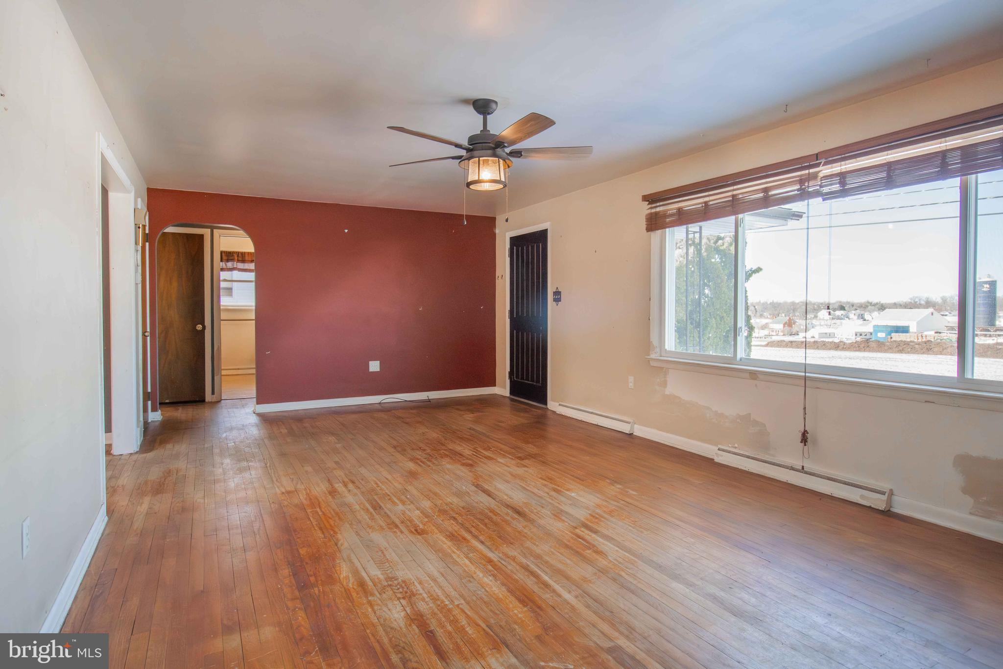 EAST HEMPFIELD - Residential