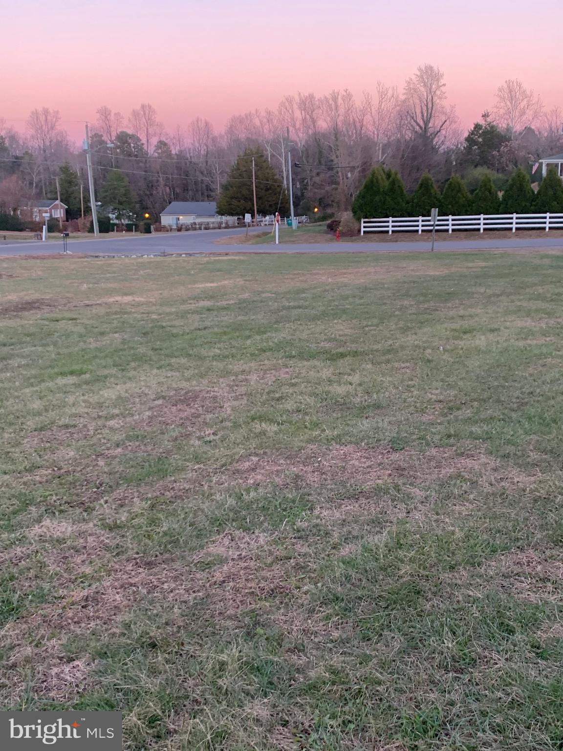 BOWLING GREEN MEADOWS - Land