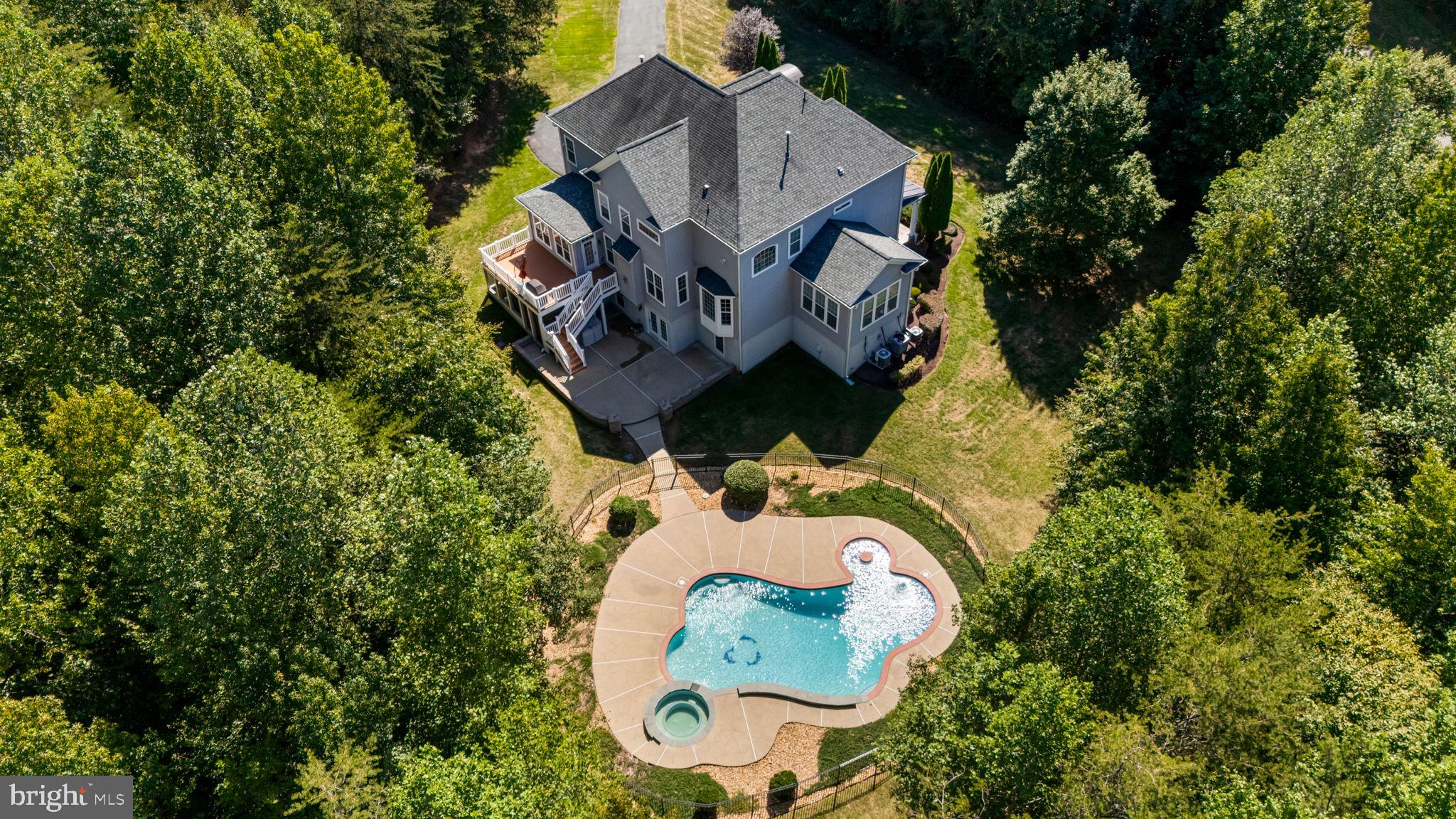 THE GLENS - Residential