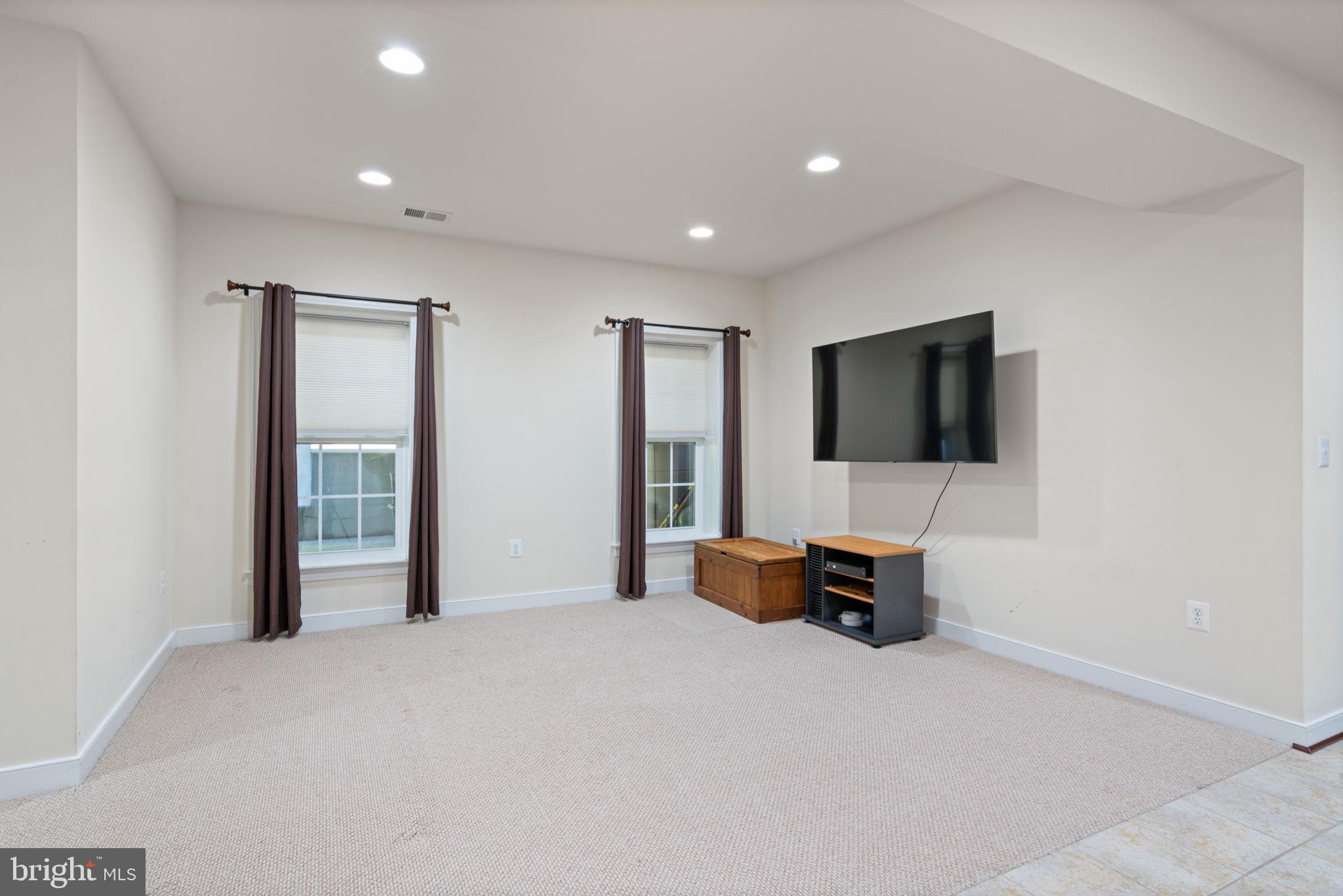 THE GLENS - Residential