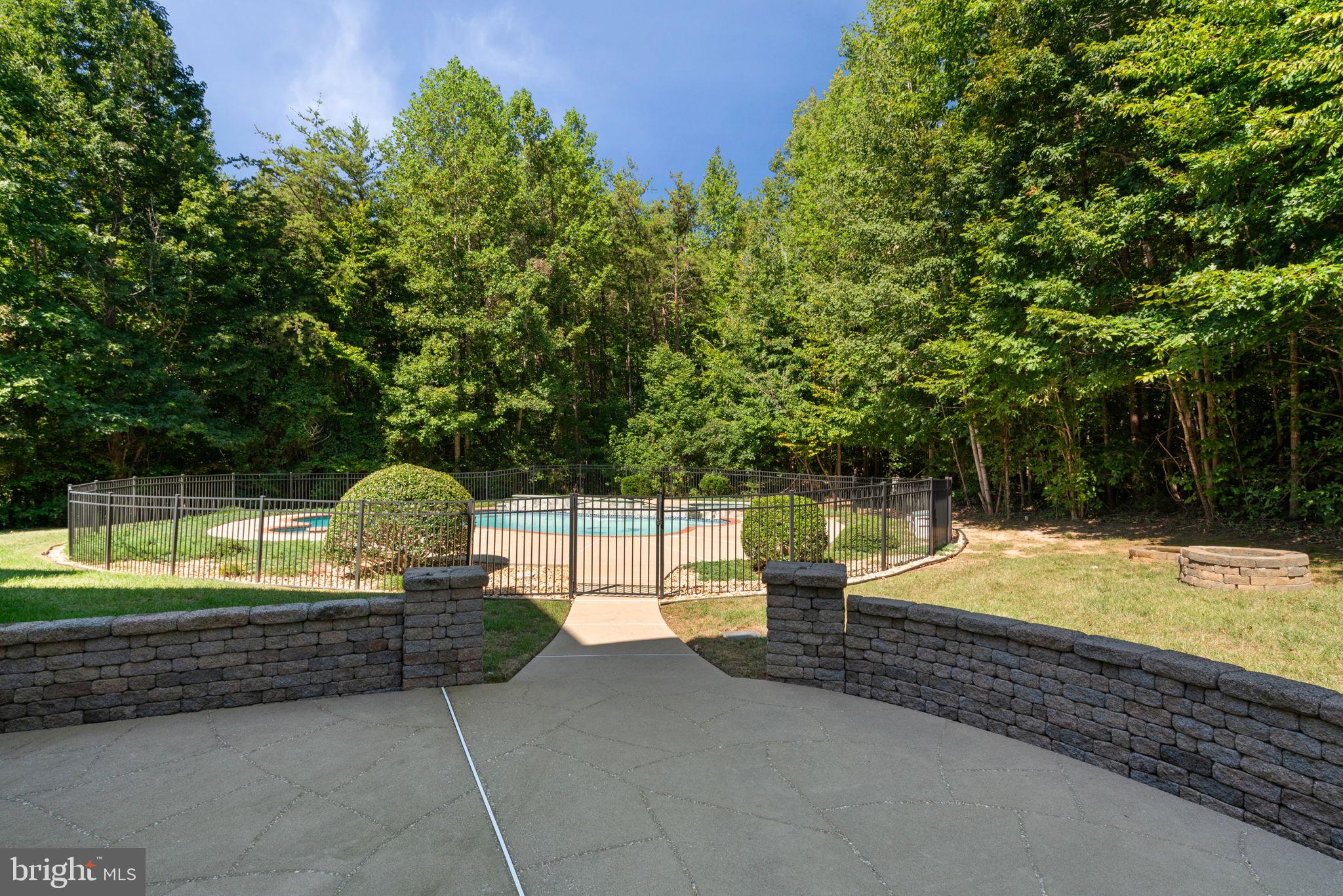 THE GLENS - Residential