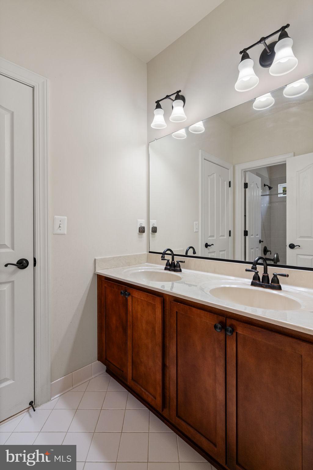 THE GLENS - Residential