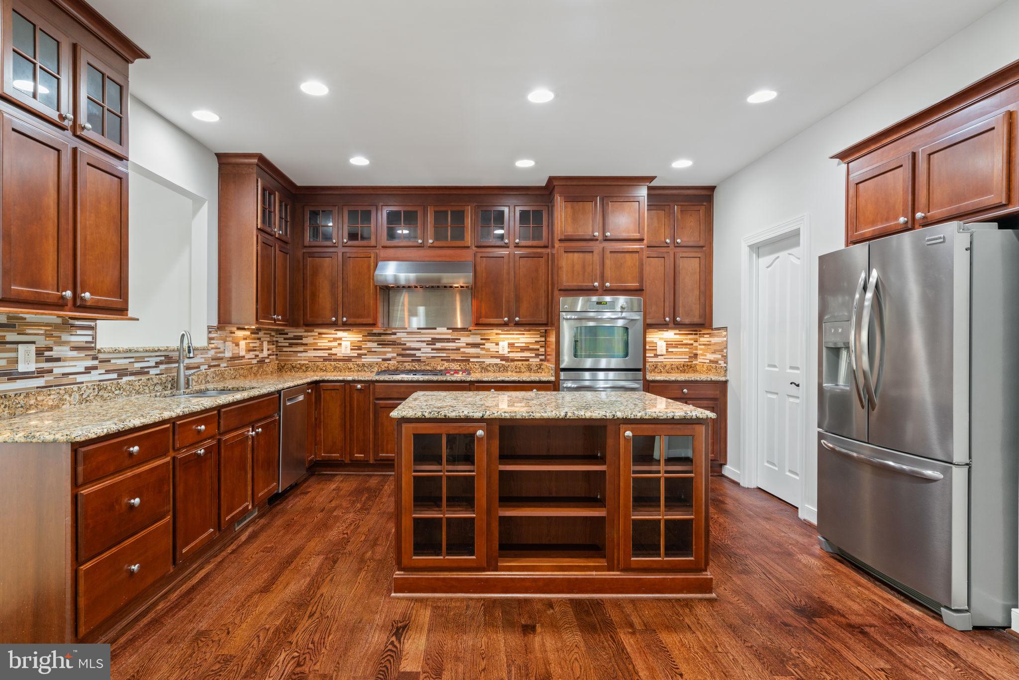 THE GLENS - Residential