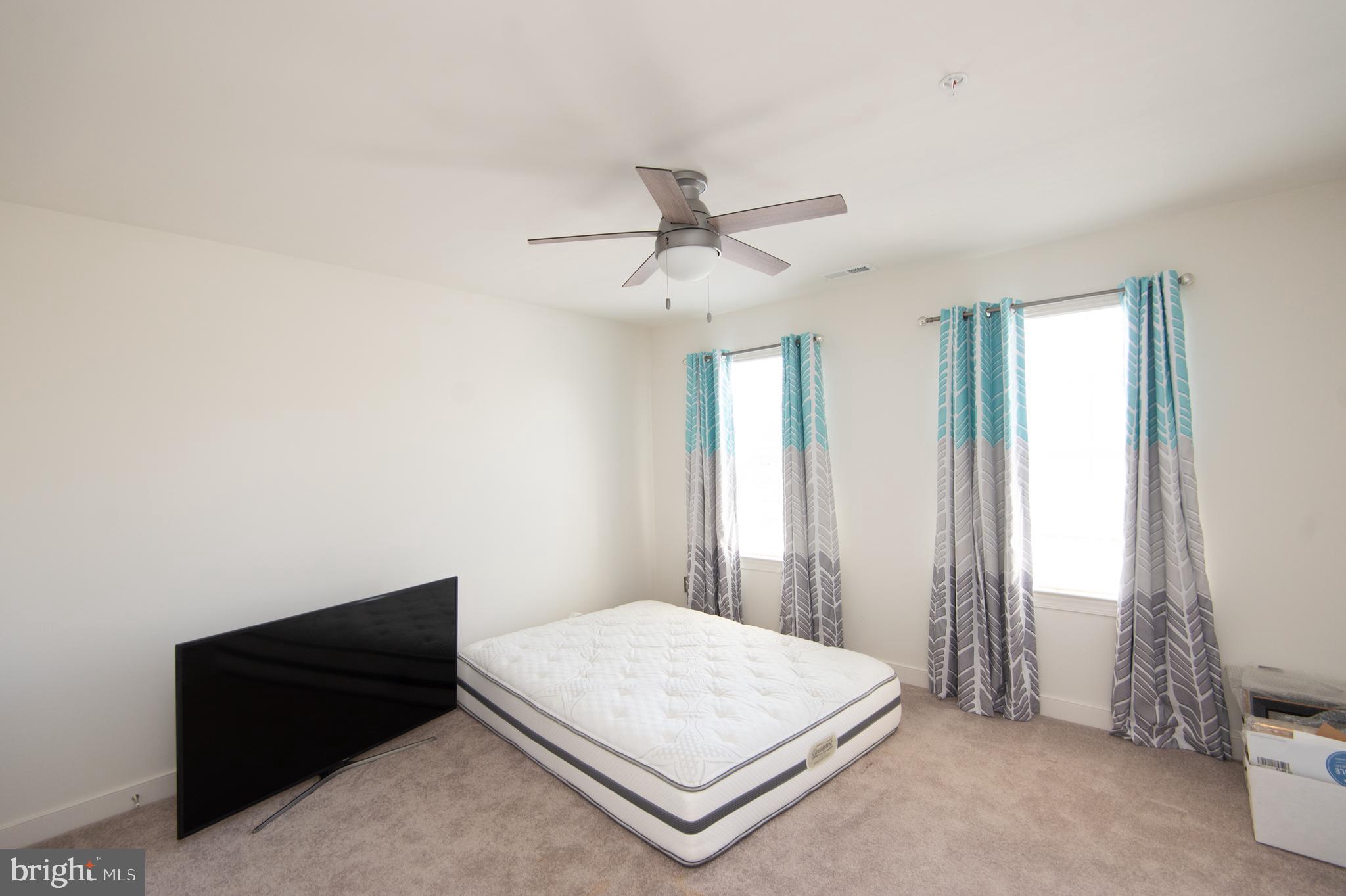 LONG BOAT ESTATES - Residential