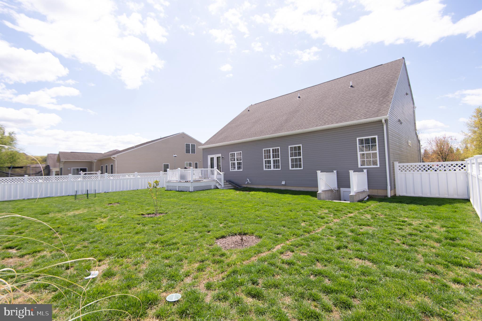 LONG BOAT ESTATES - Residential