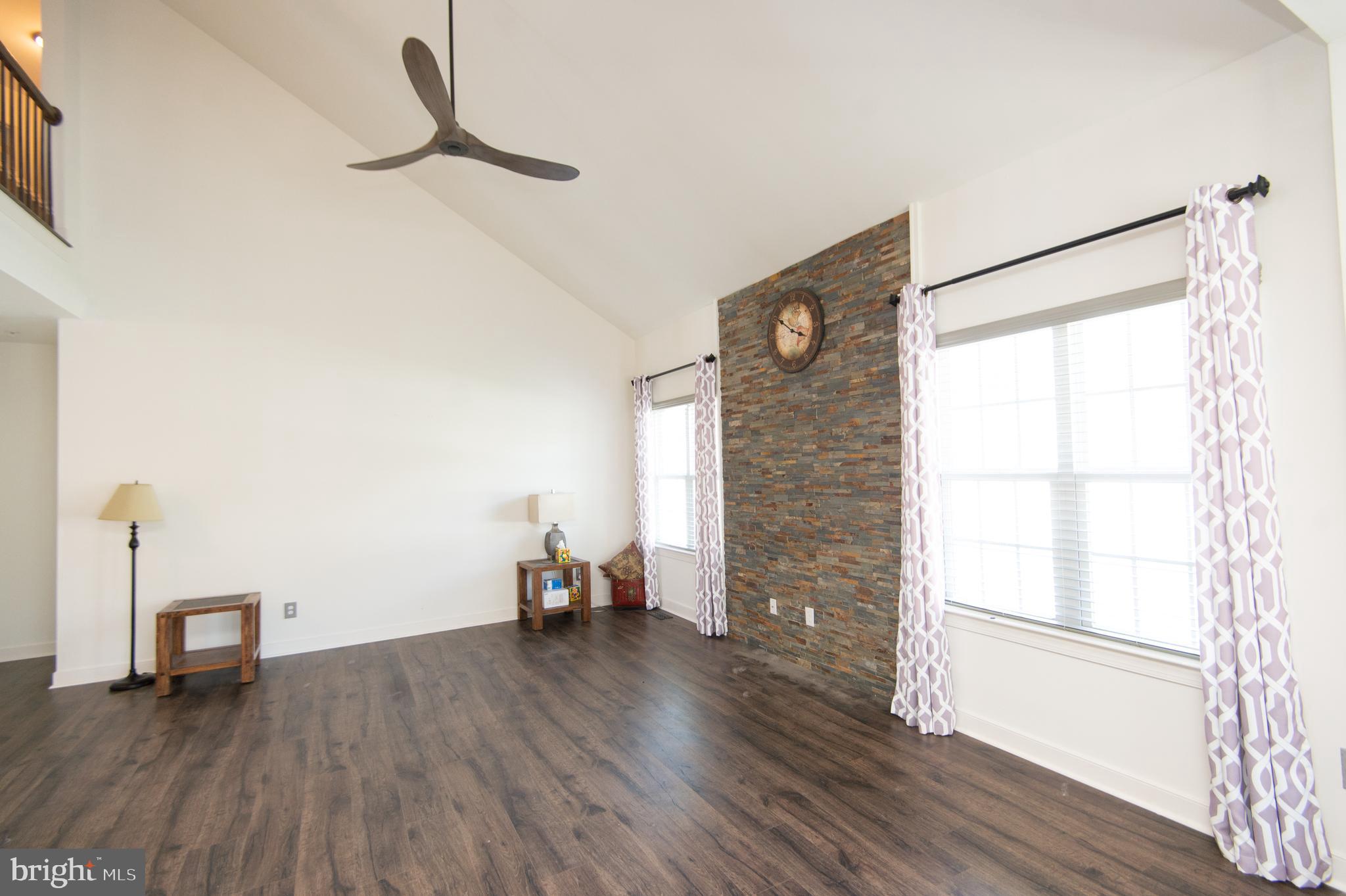 LONG BOAT ESTATES - Residential