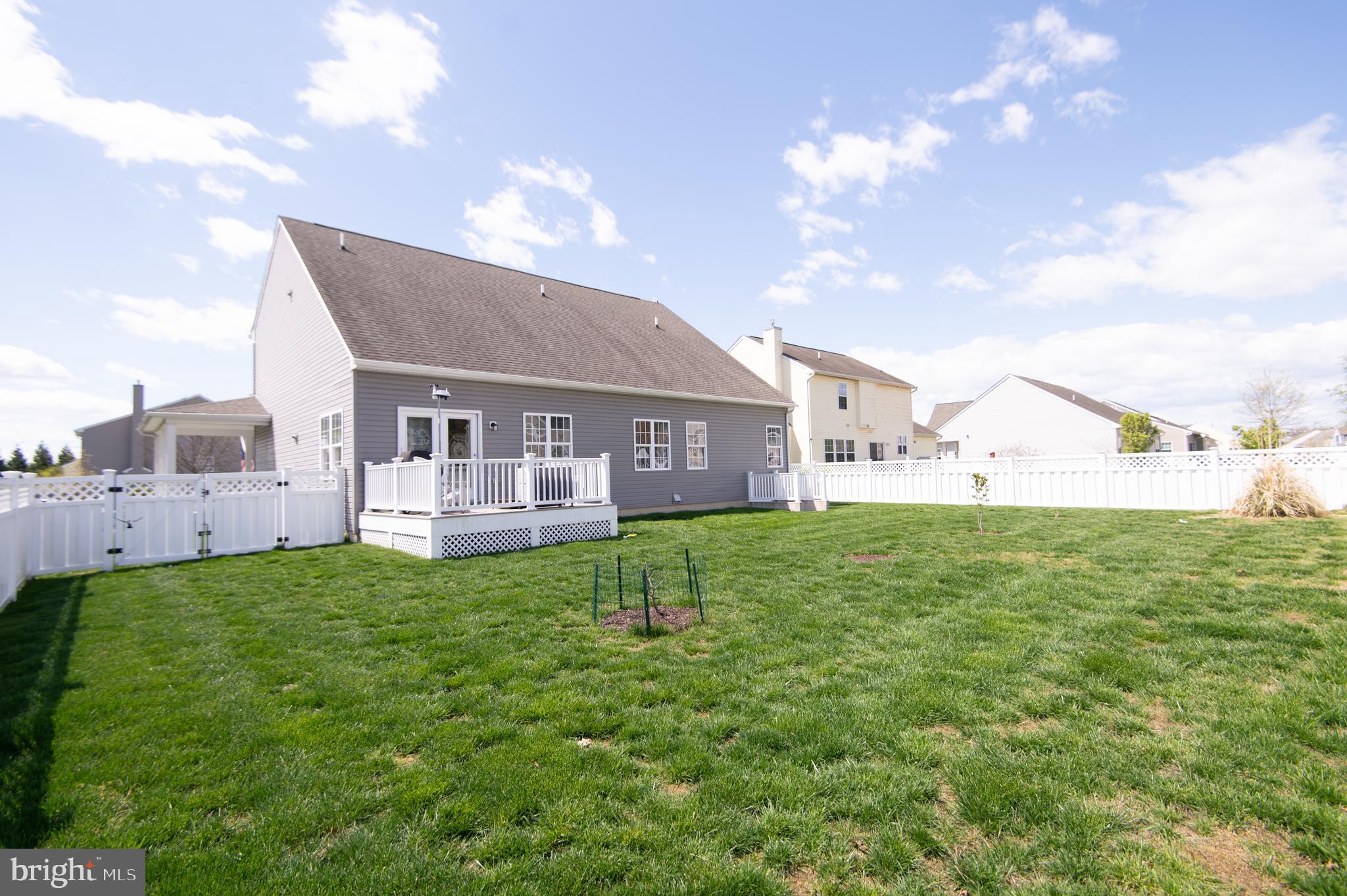 LONG BOAT ESTATES - Residential