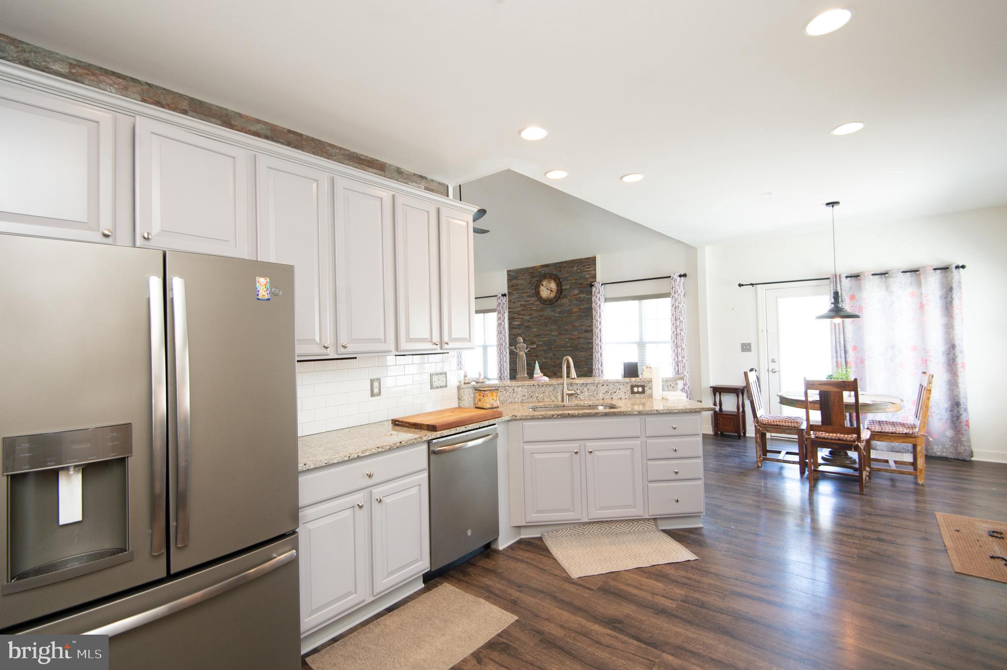 LONG BOAT ESTATES - Residential