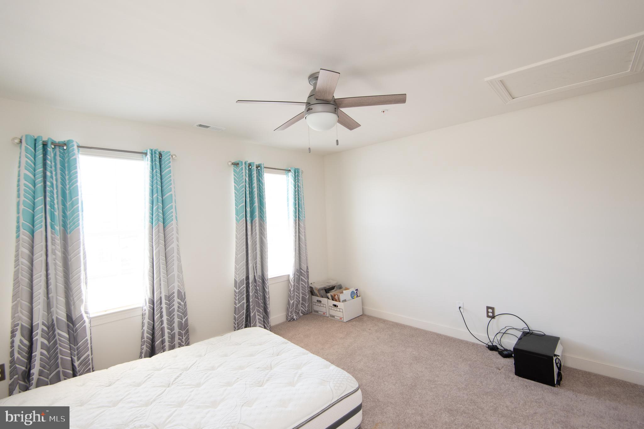 LONG BOAT ESTATES - Residential