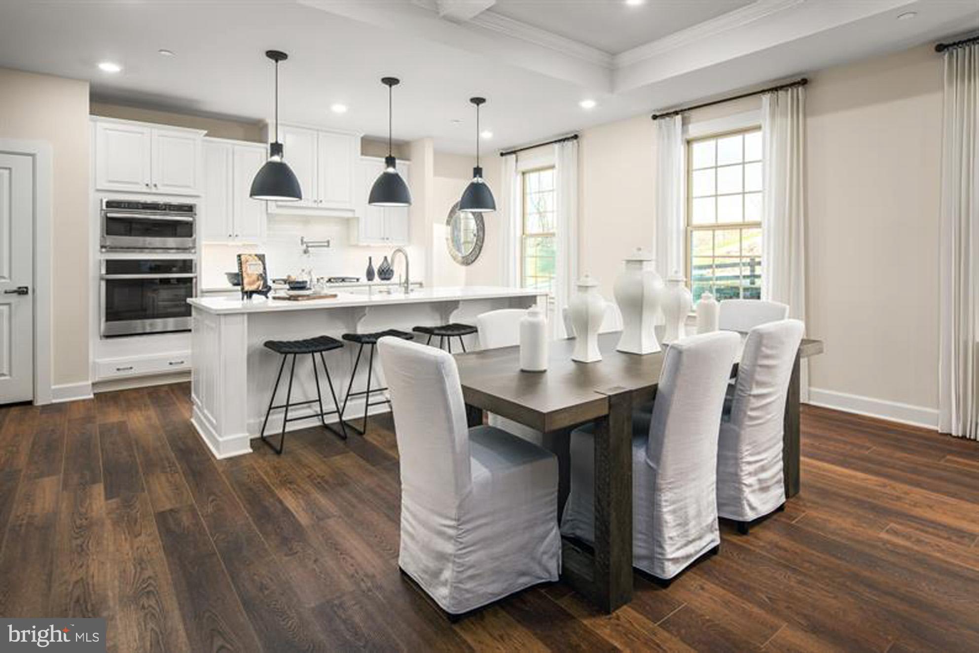 TWO RIVERS - Residential