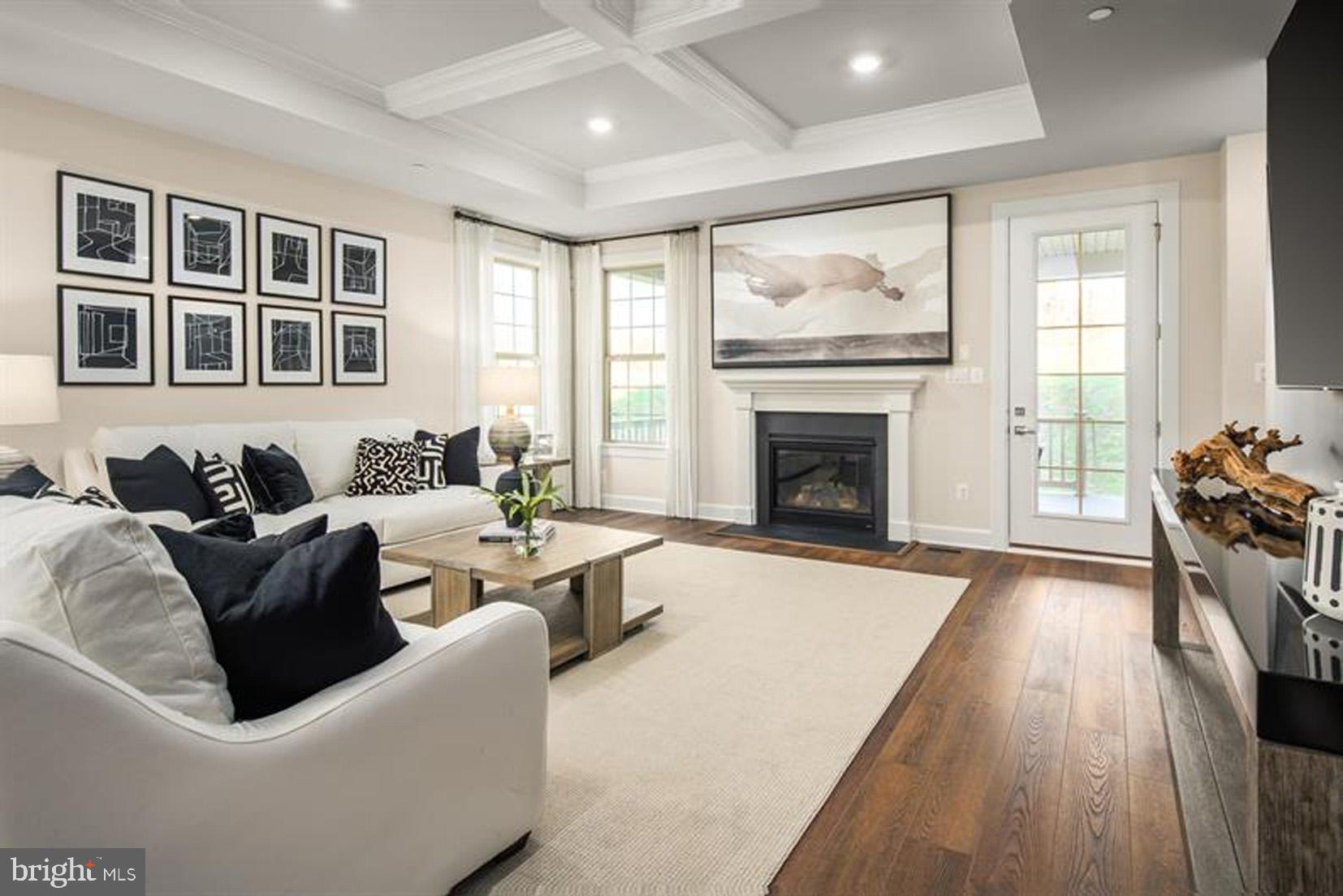 TWO RIVERS - Residential