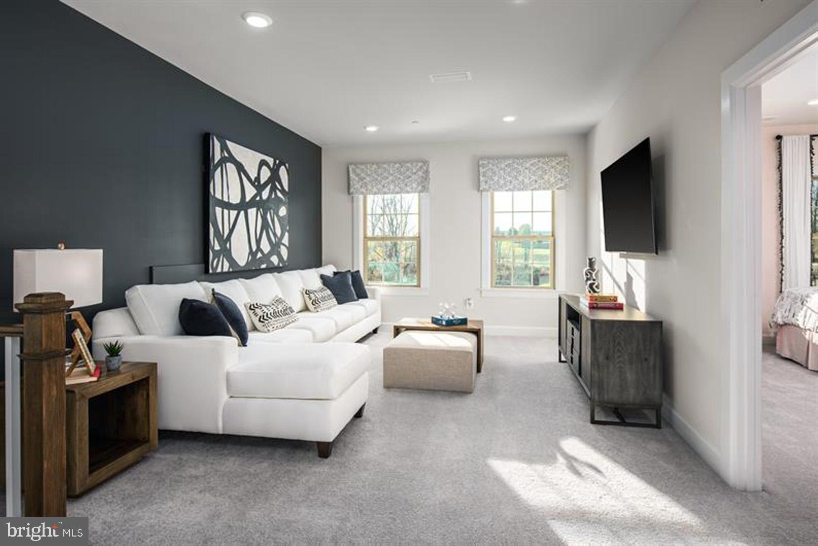 TWO RIVERS - Residential