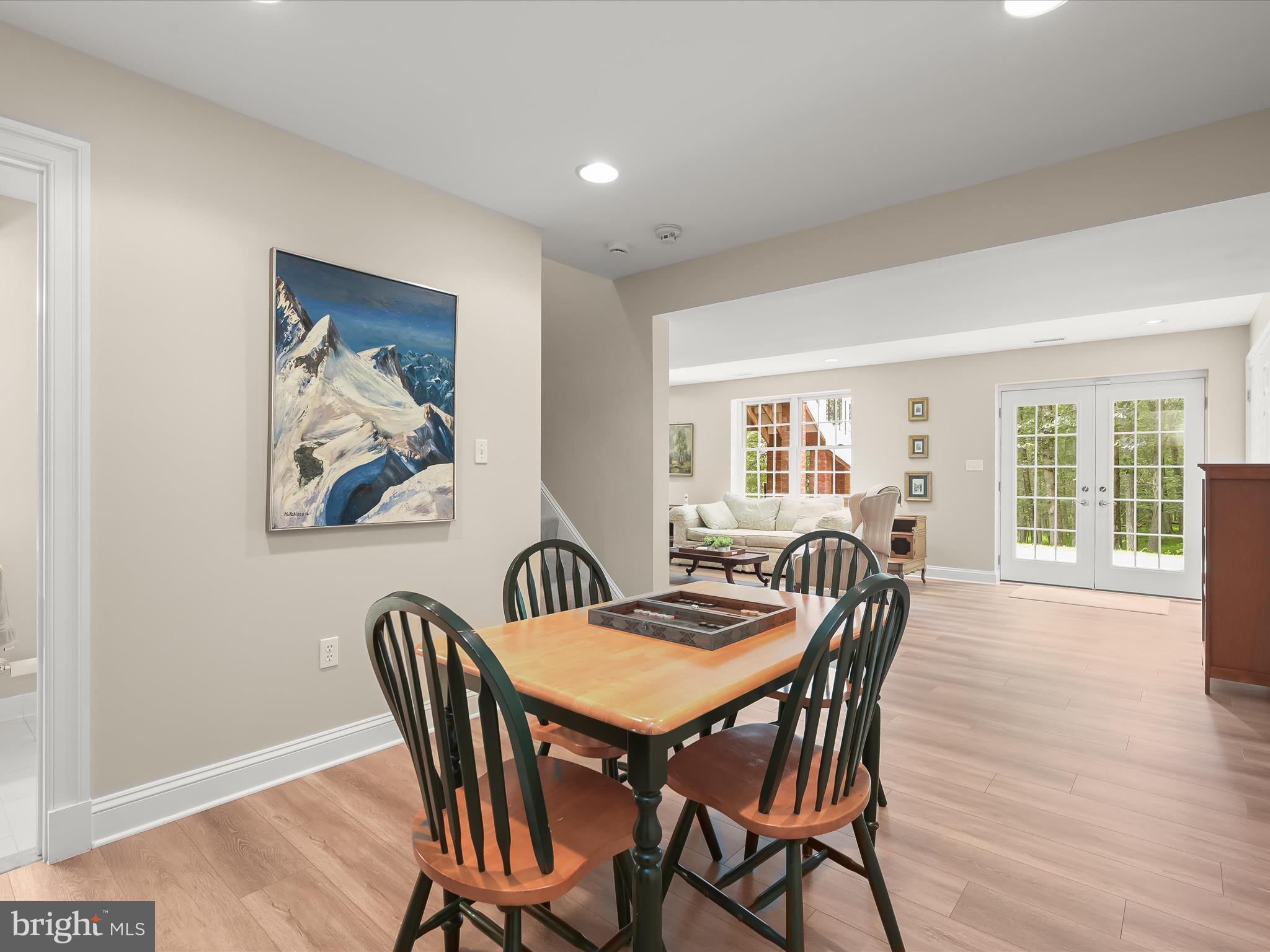 WELLINGTON - Residential