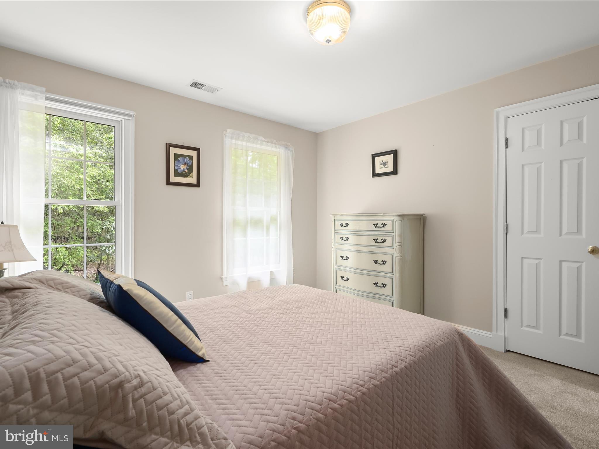 WELLINGTON - Residential