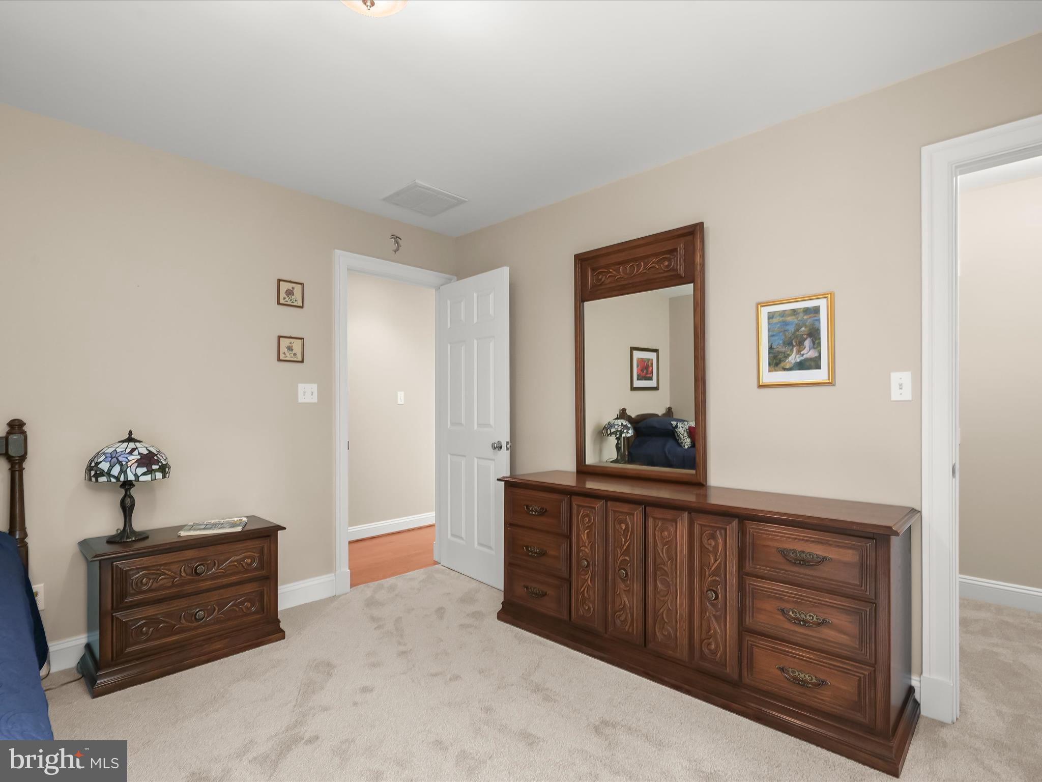 WELLINGTON - Residential