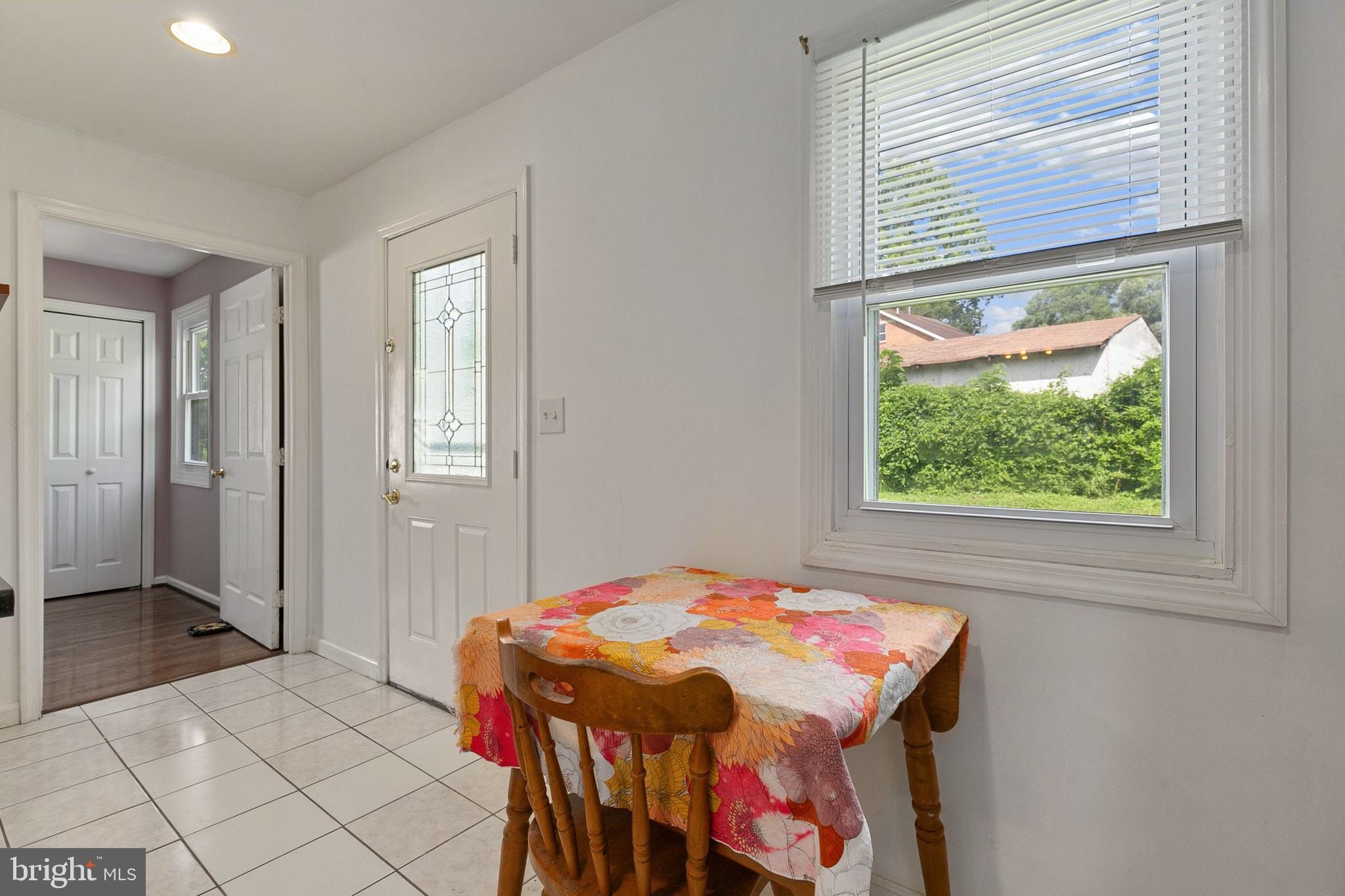 VEIRS MILL VILLAGE - Residential