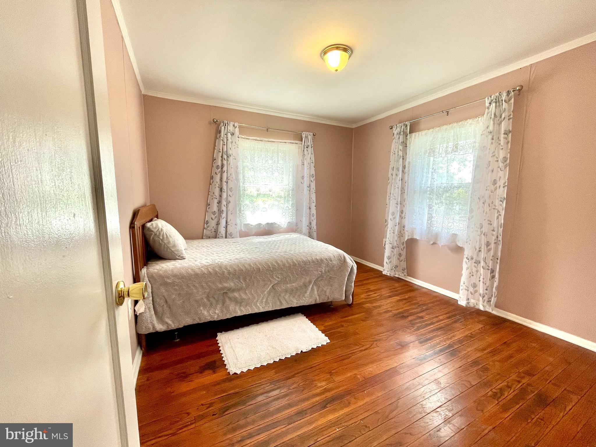 VEIRS MILL VILLAGE - Residential