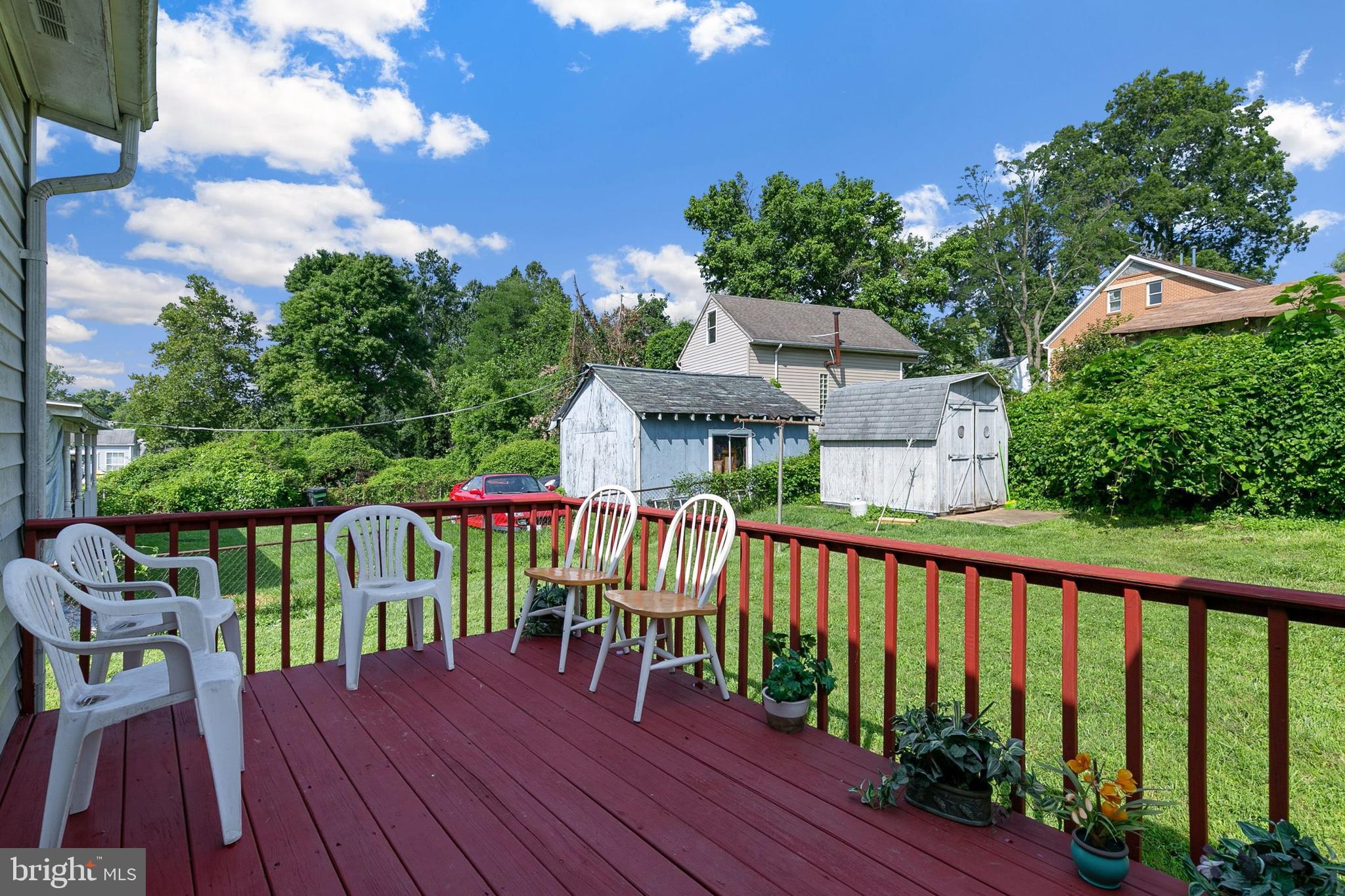 VEIRS MILL VILLAGE - Residential