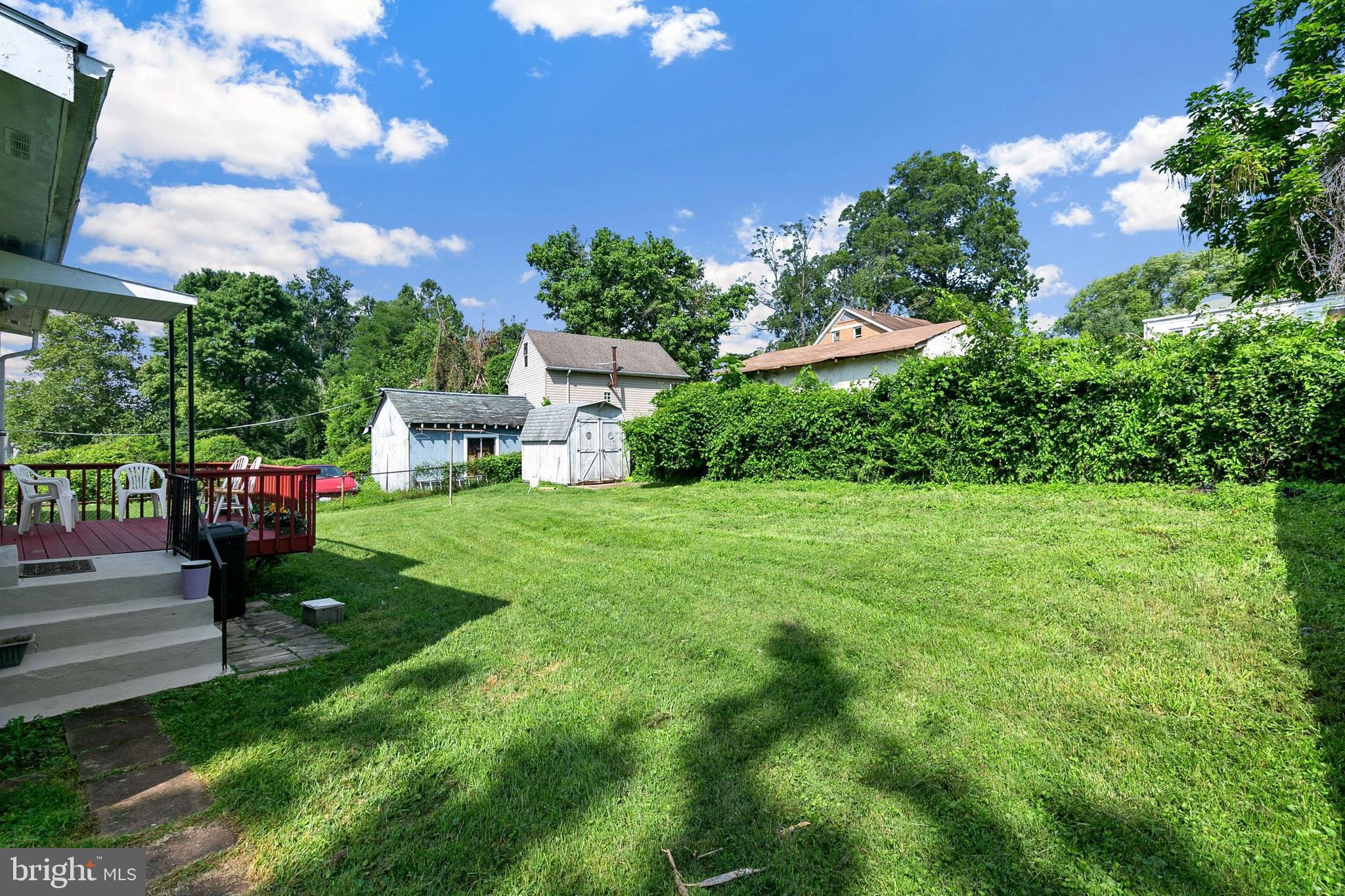 VEIRS MILL VILLAGE - Residential