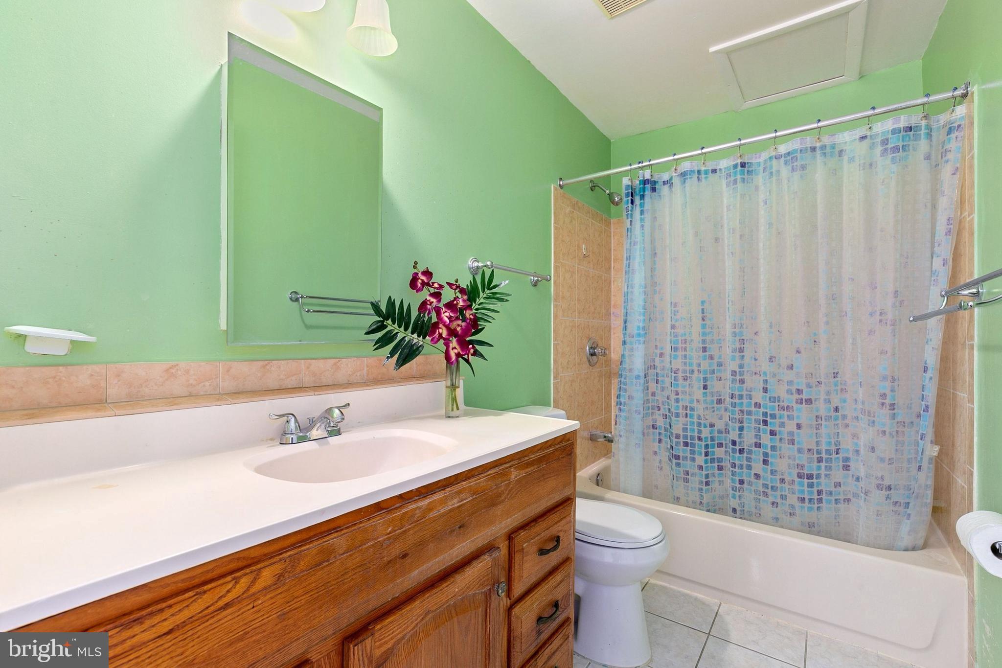 VEIRS MILL VILLAGE - Residential