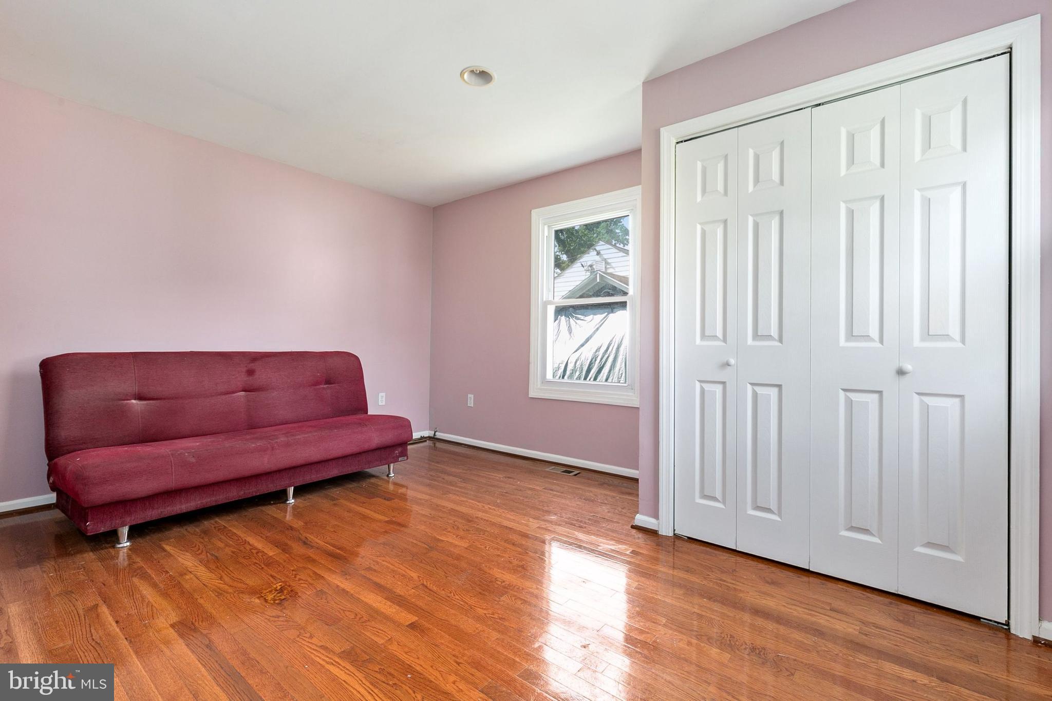 VEIRS MILL VILLAGE - Residential