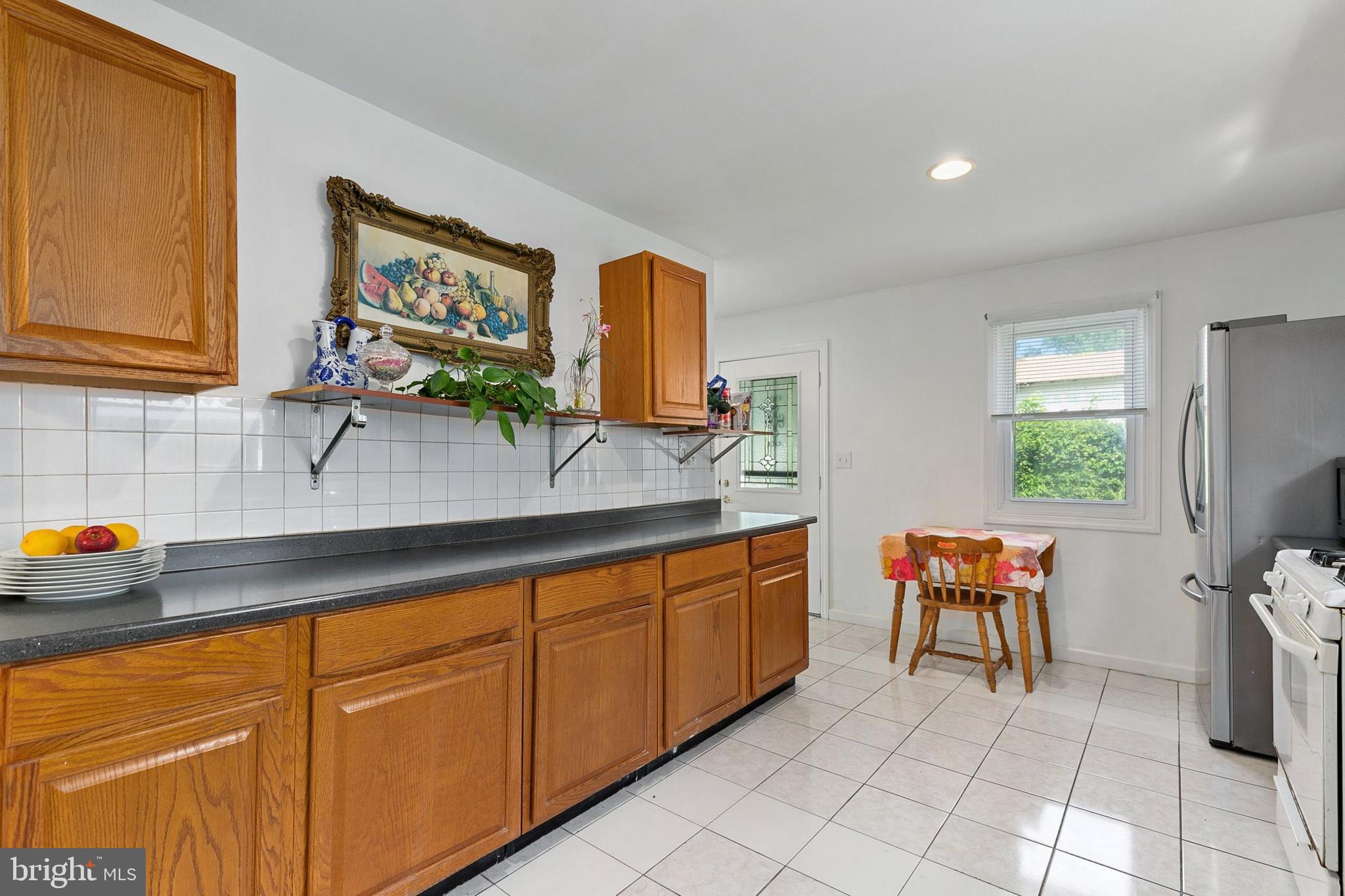 VEIRS MILL VILLAGE - Residential