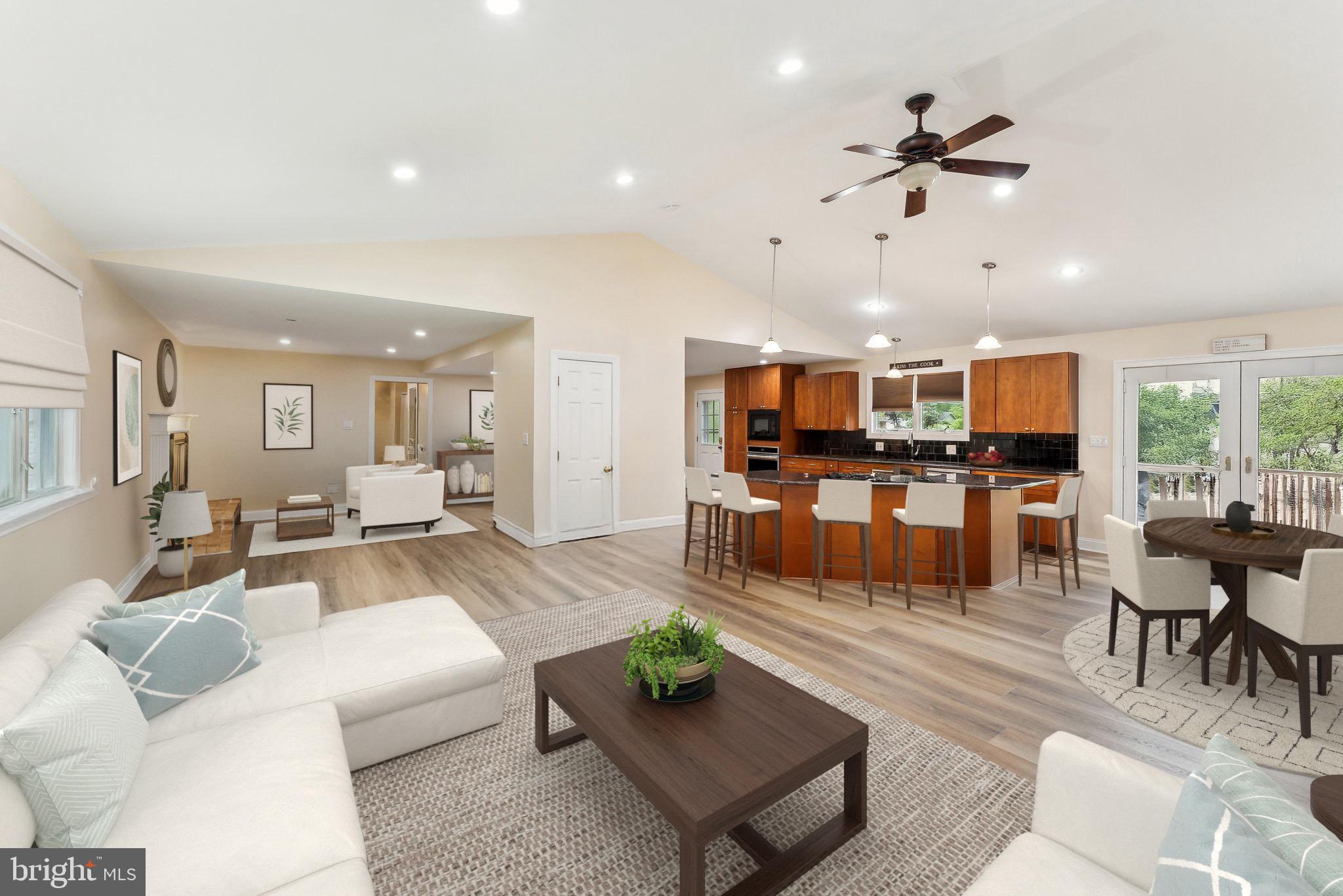 MT VERNON MANOR - Residential