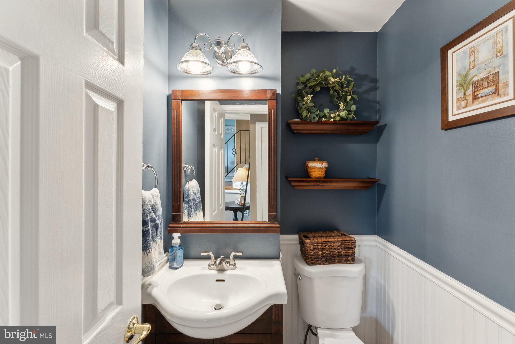 MT VERNON MANOR - Residential