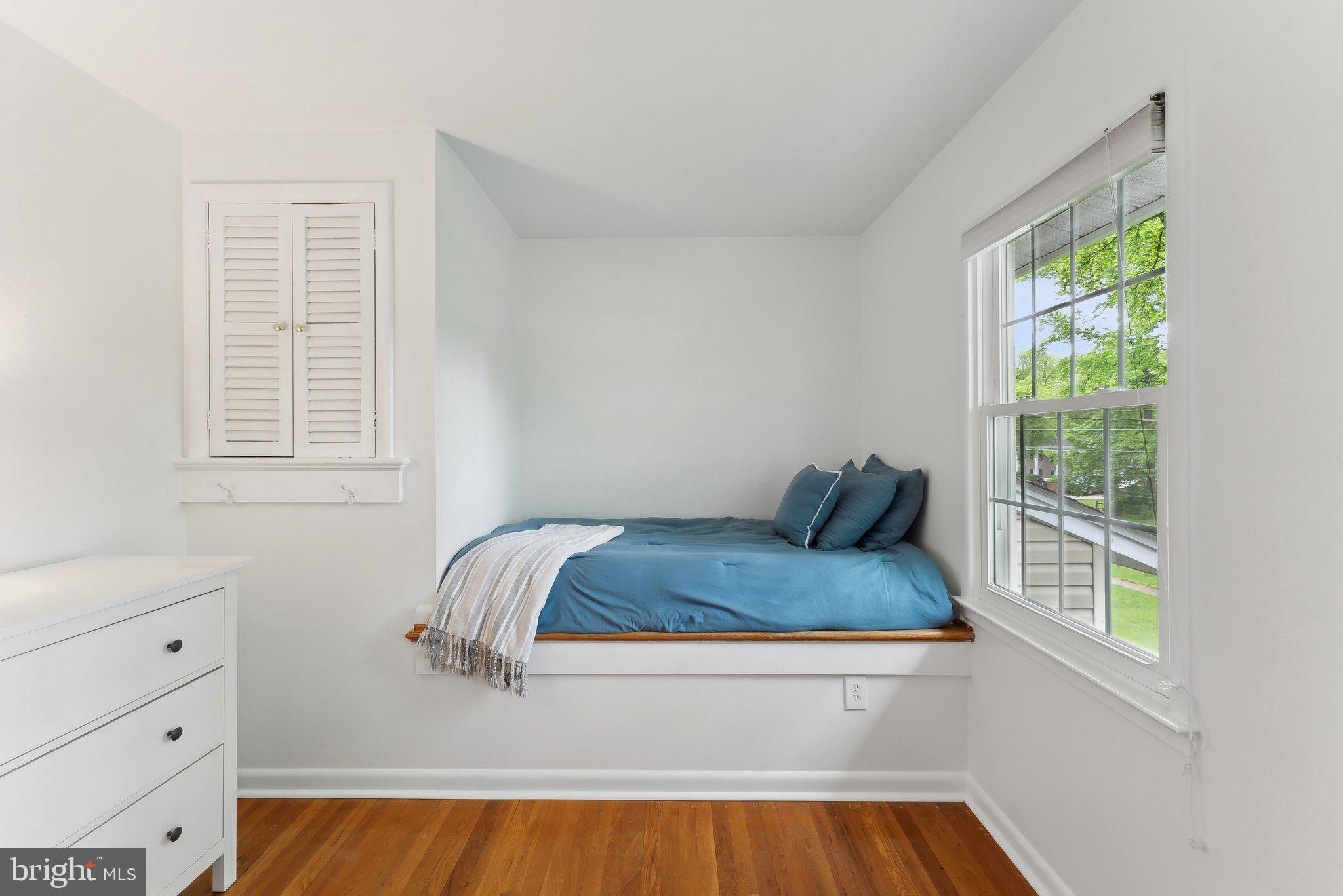 MT VERNON MANOR - Residential