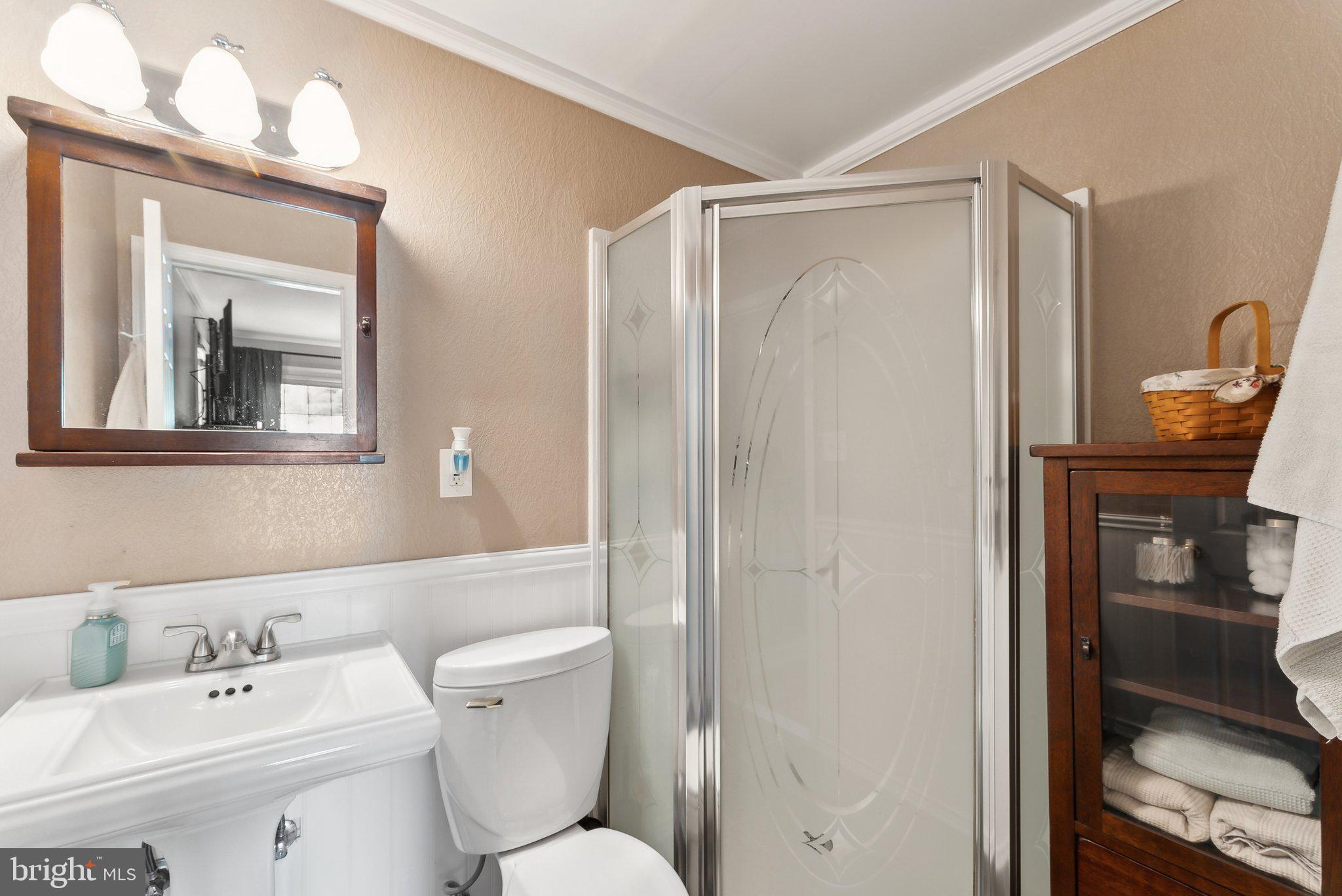 MT VERNON MANOR - Residential