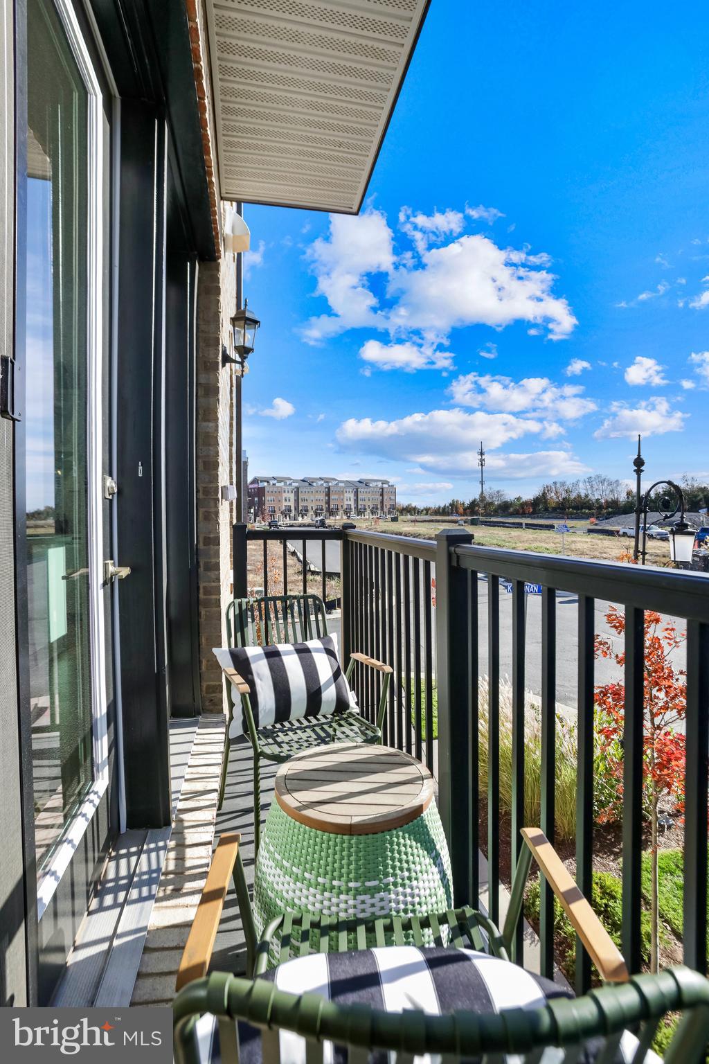 GOOSE CREEK AT ASHBURN - Residential