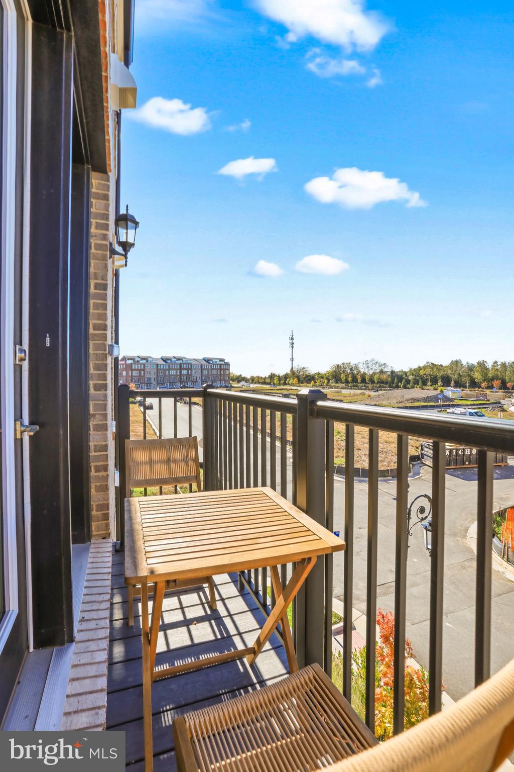 GOOSE CREEK AT ASHBURN - Residential