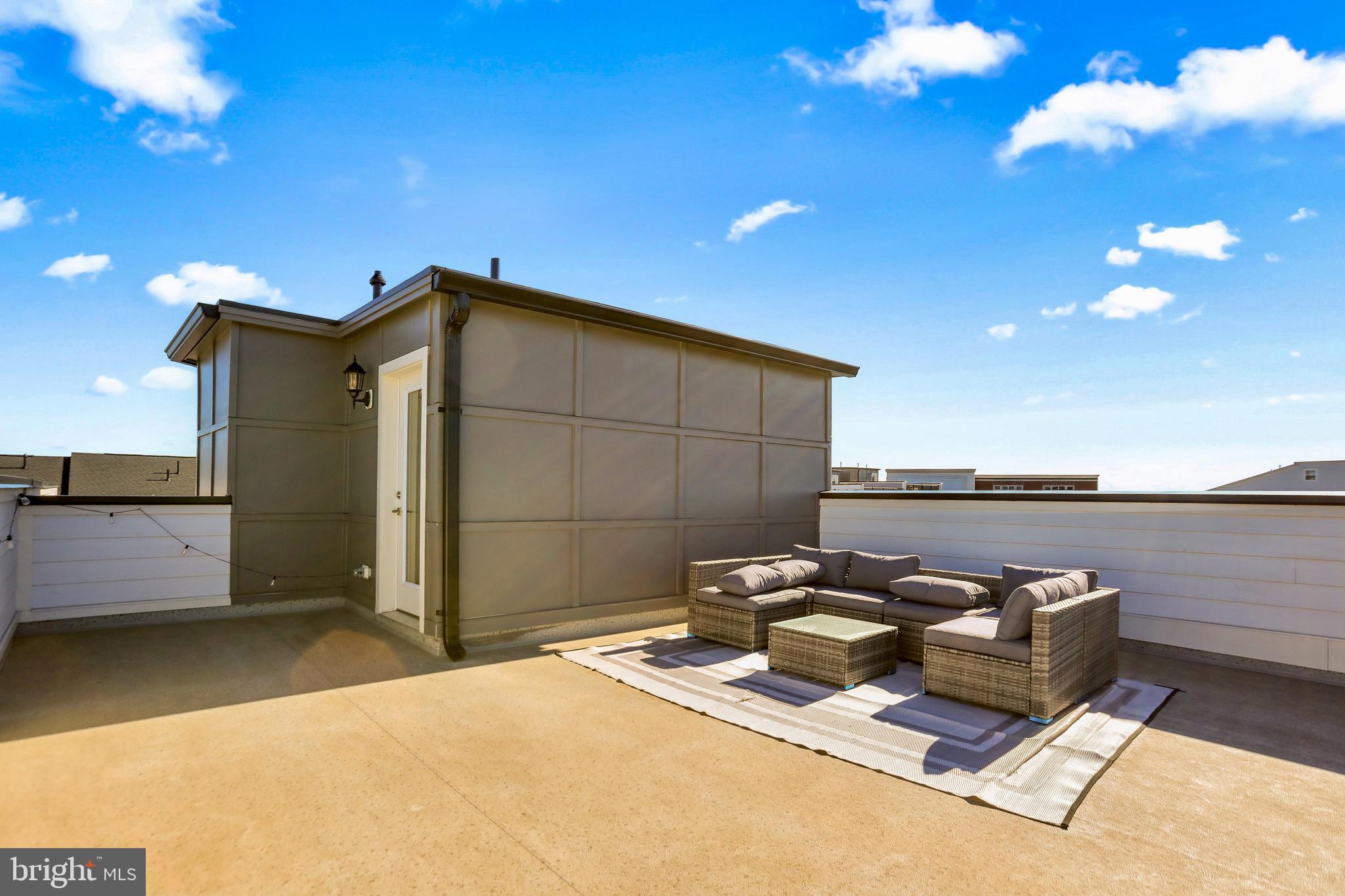 GOOSE CREEK AT ASHBURN - Residential