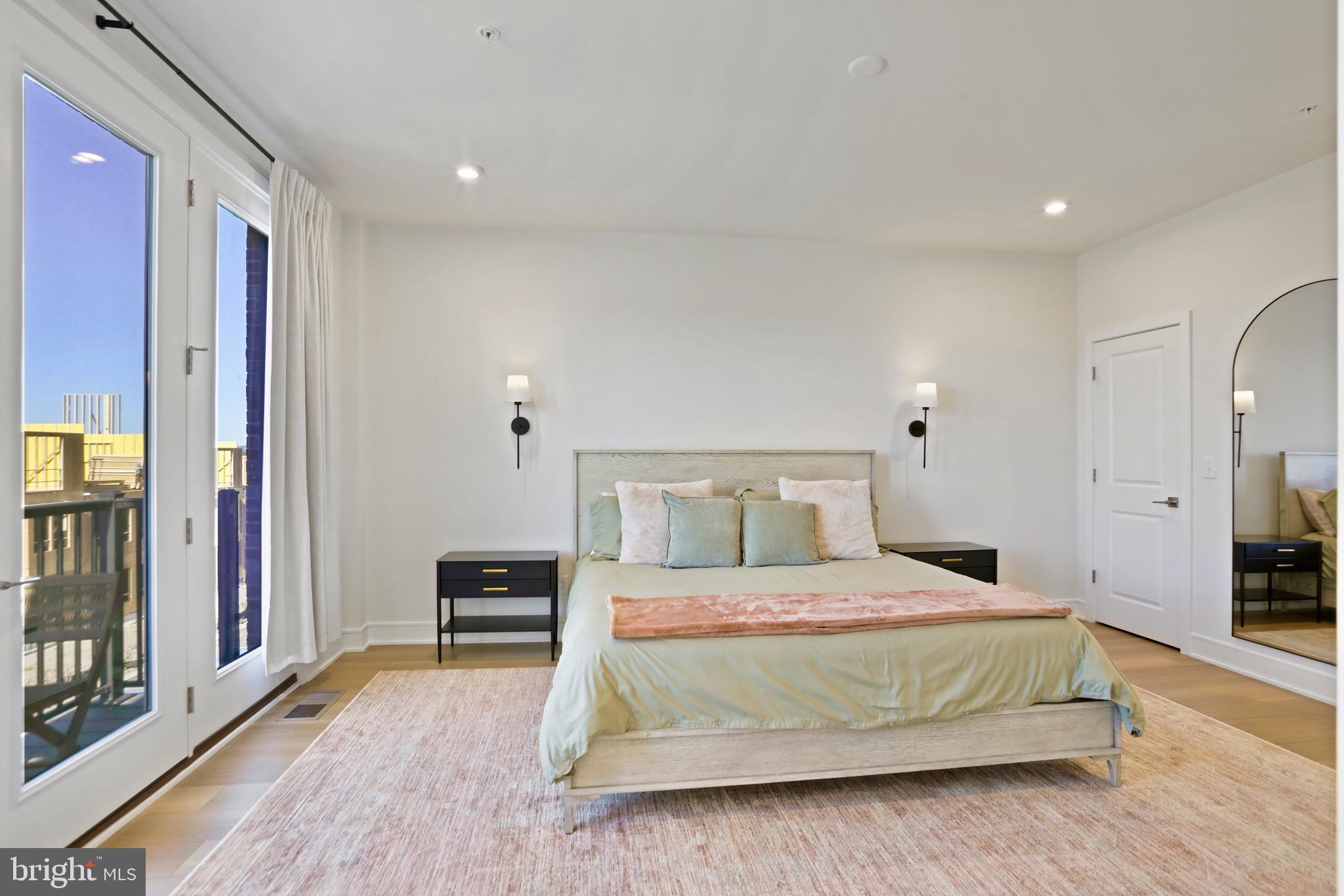 GOOSE CREEK AT ASHBURN - Residential