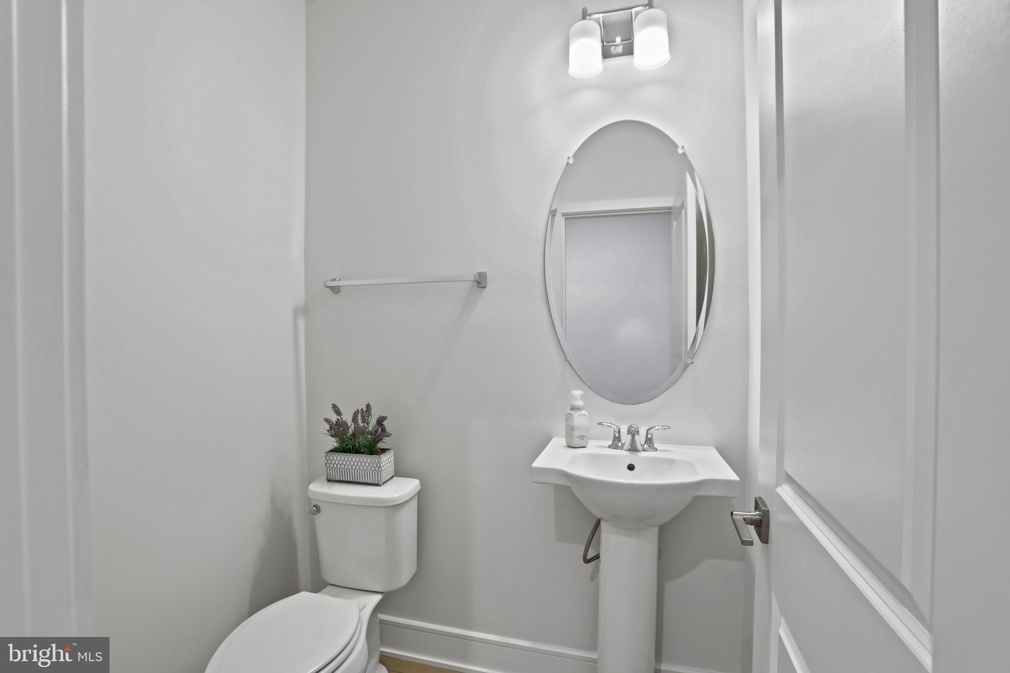 GOOSE CREEK AT ASHBURN - Residential