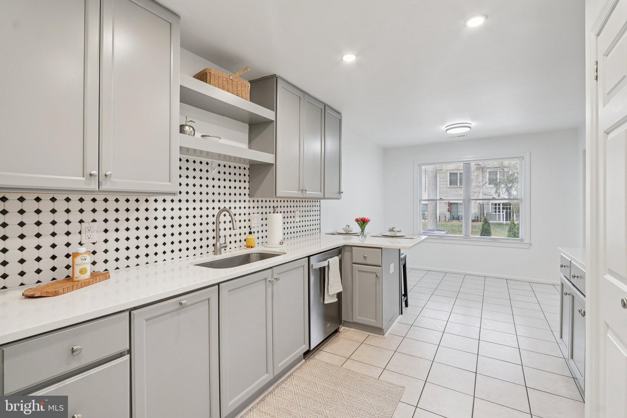 MILL CREEK CONDOMINIUMS - Residential