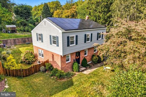 909 GLENROY ROAD PHILADELPHIA PA 19128