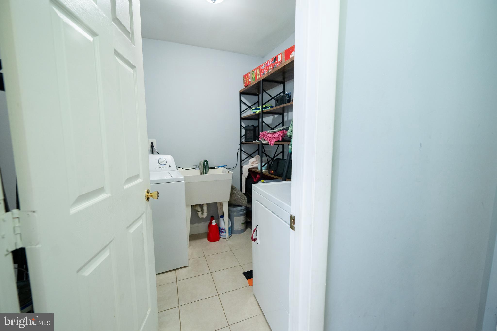 LANDOVER ESTATES - Residential