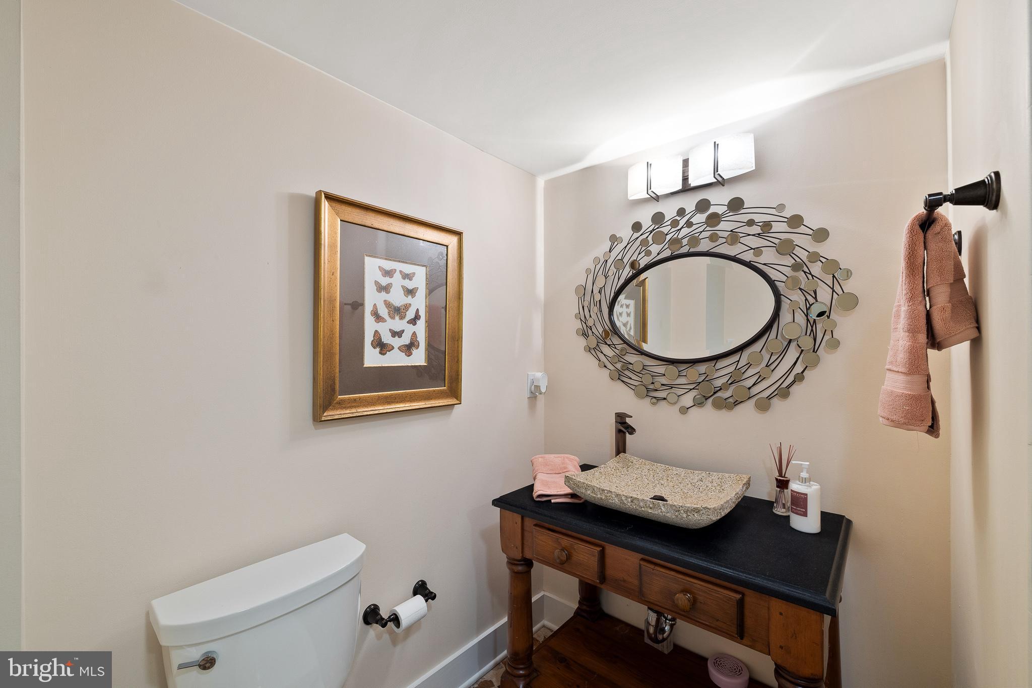 ADMORE - Residential