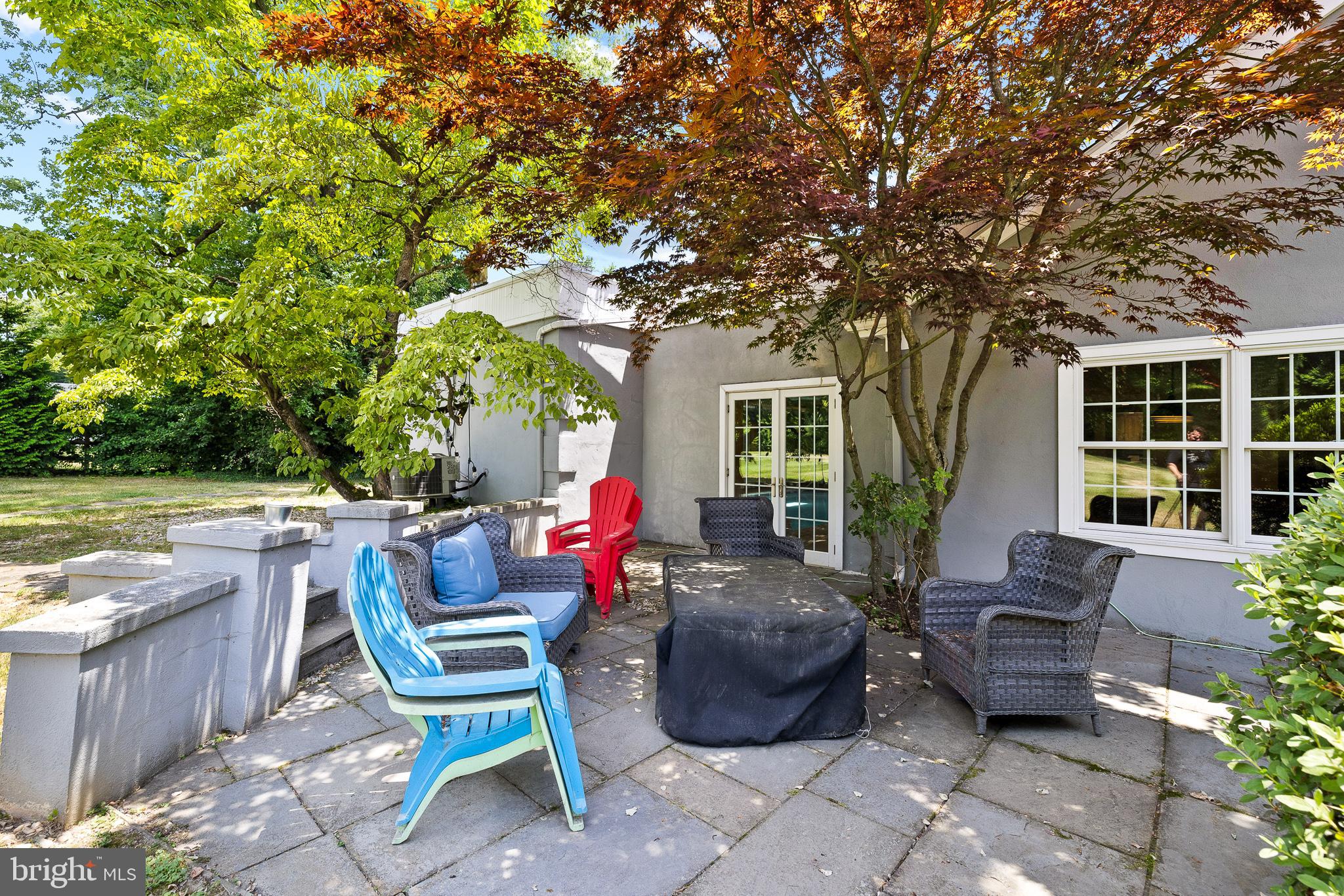 ADMORE - Residential