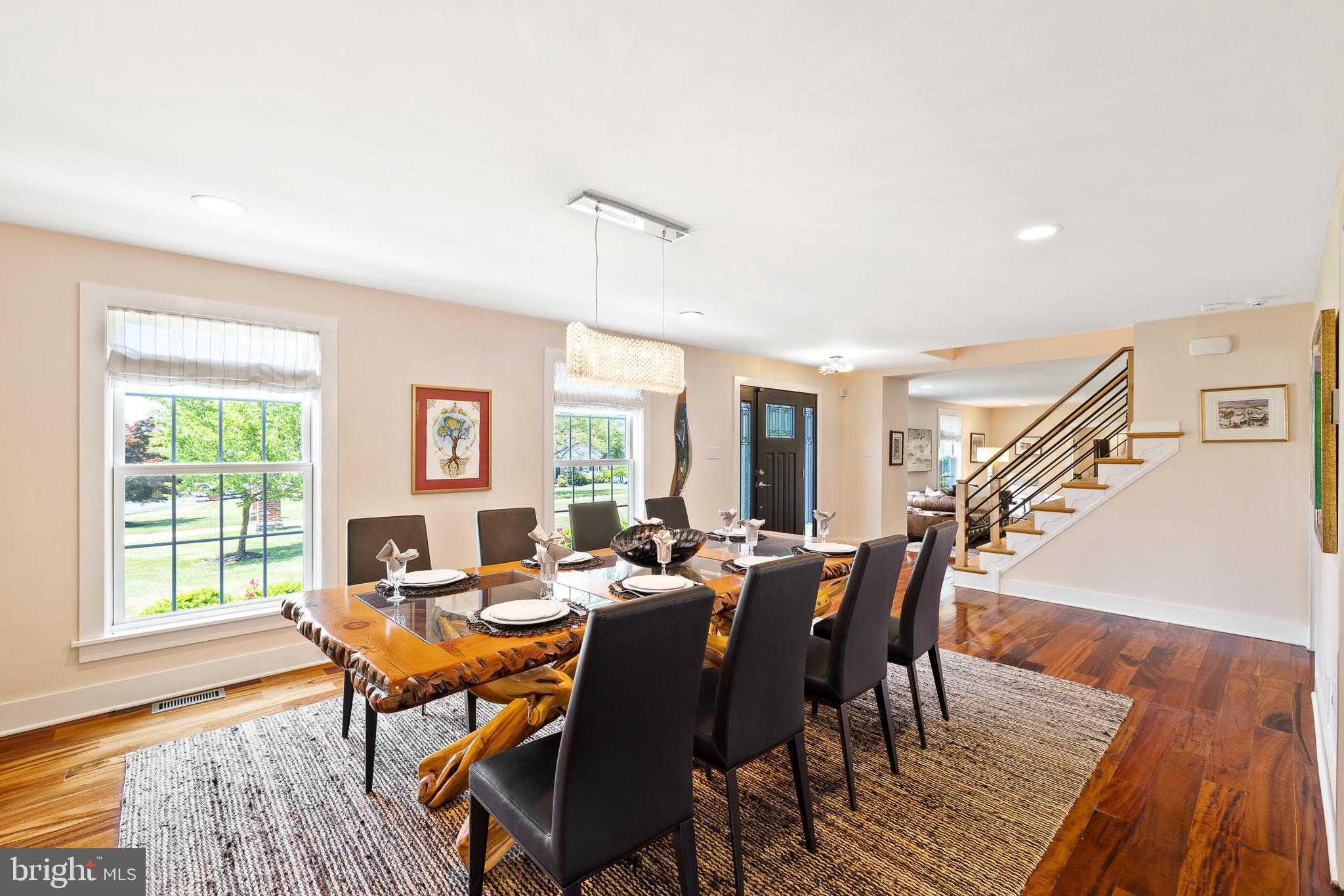 ADMORE - Residential