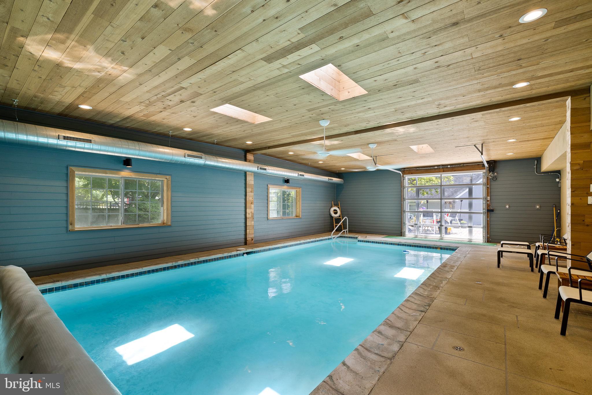 ADMORE - Residential