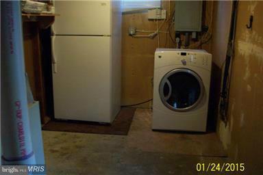 DALE CITY - Residential Lease