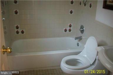 DALE CITY - Residential Lease